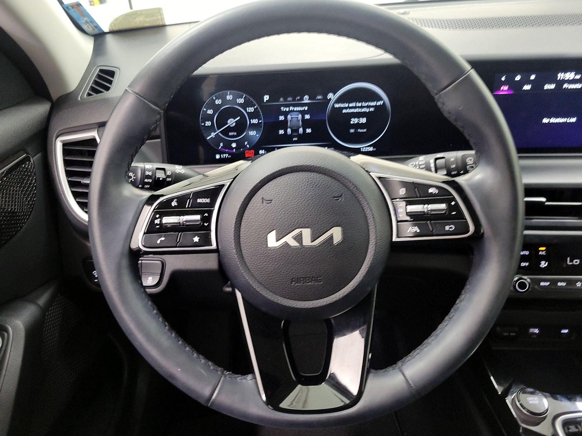 Thumbnail: 2024 Kia Seltos - 10