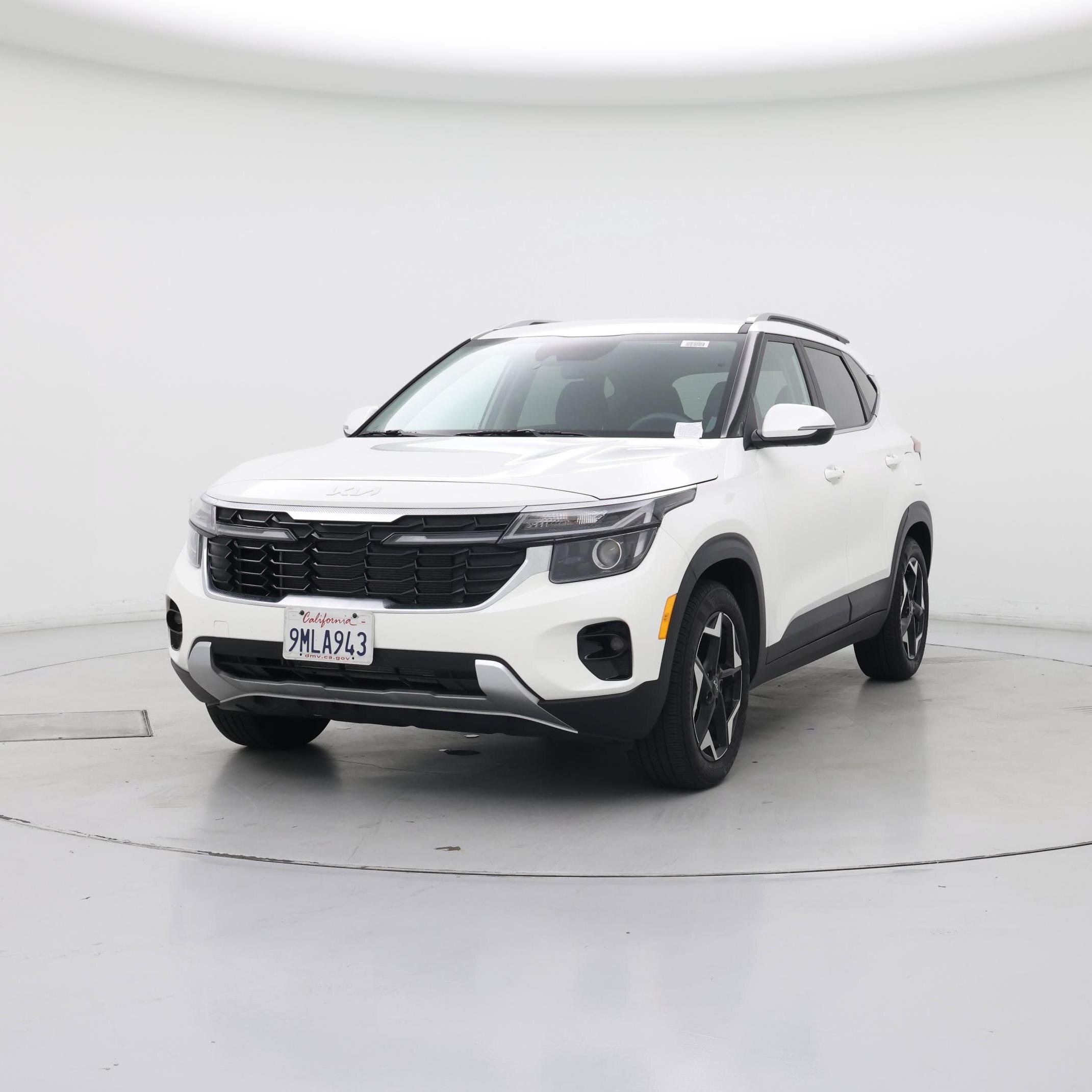 Thumbnail: 2024 Kia Seltos - 4