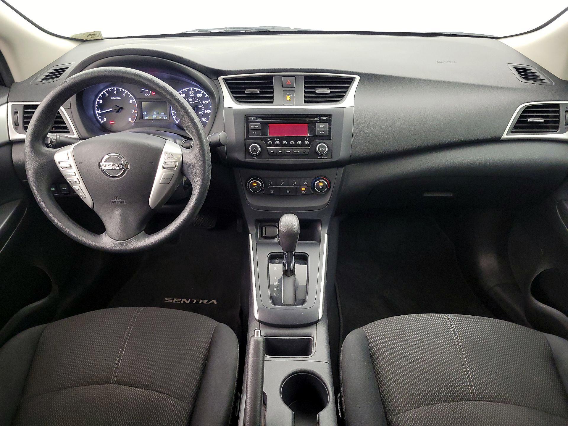 Thumbnail: 2017 Nissan Sentra - 9