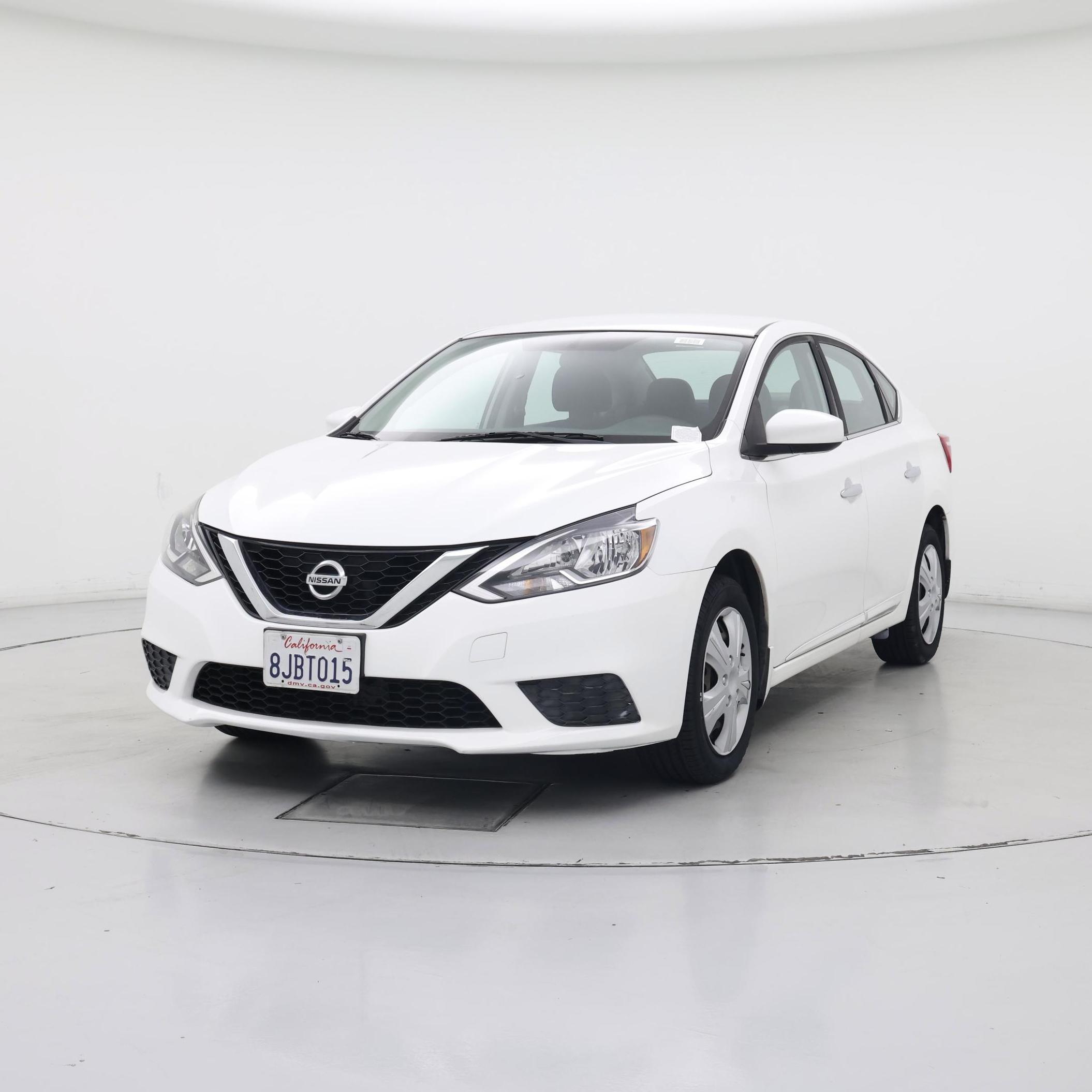 Thumbnail: 2017 Nissan Sentra - 4