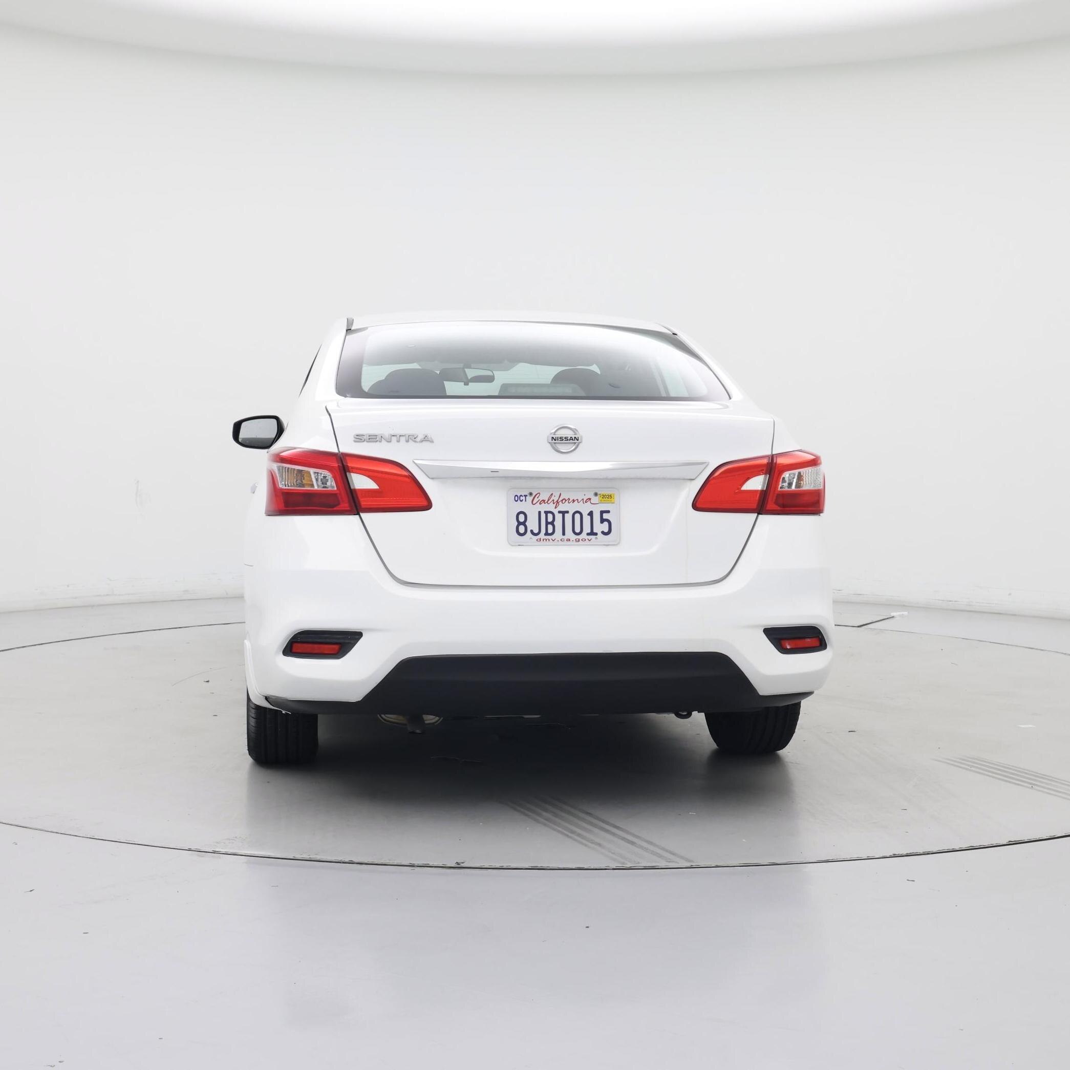 Thumbnail: 2017 Nissan Sentra - 6