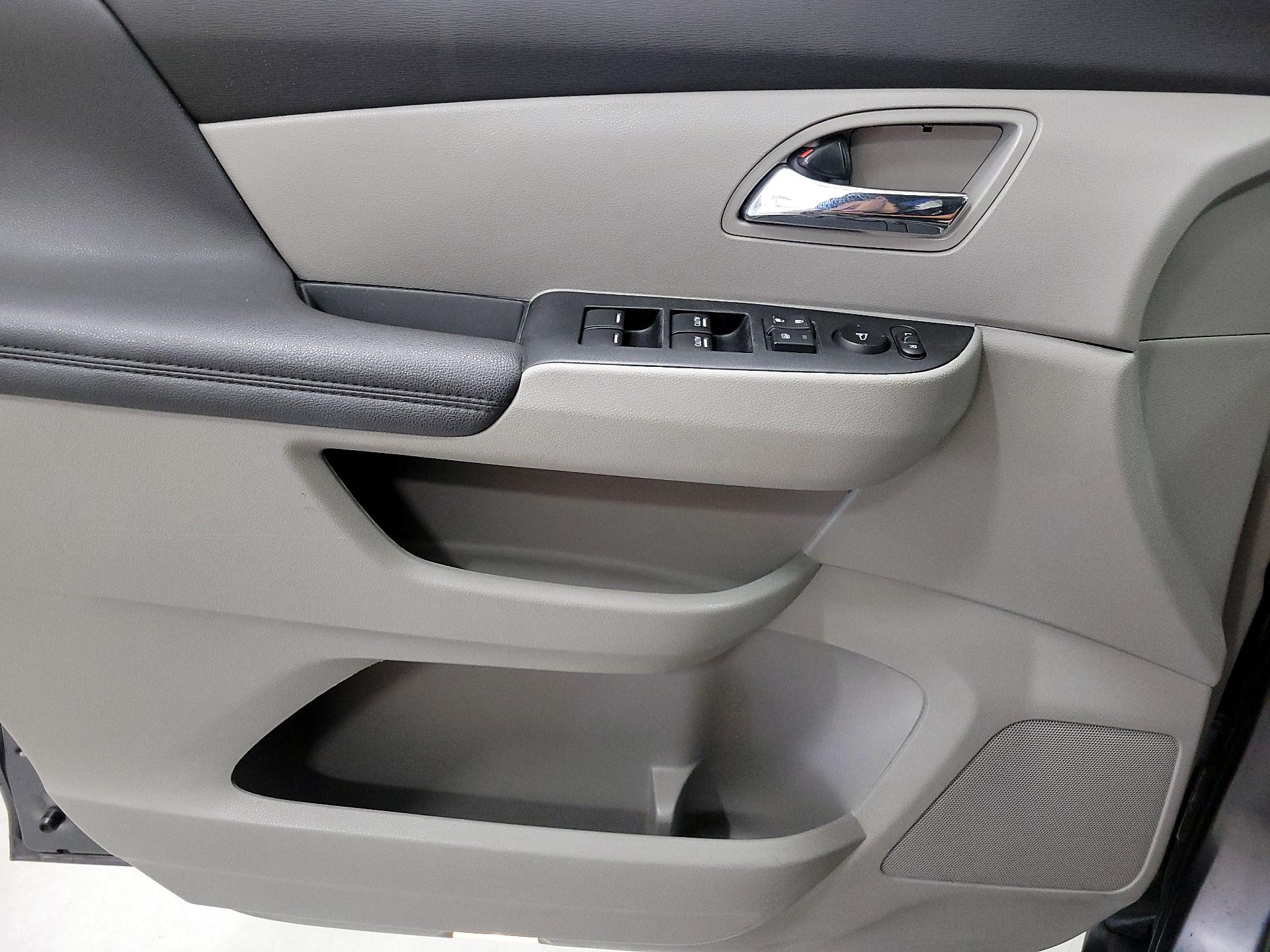 Thumbnail: 2016 Honda Odyssey - 12