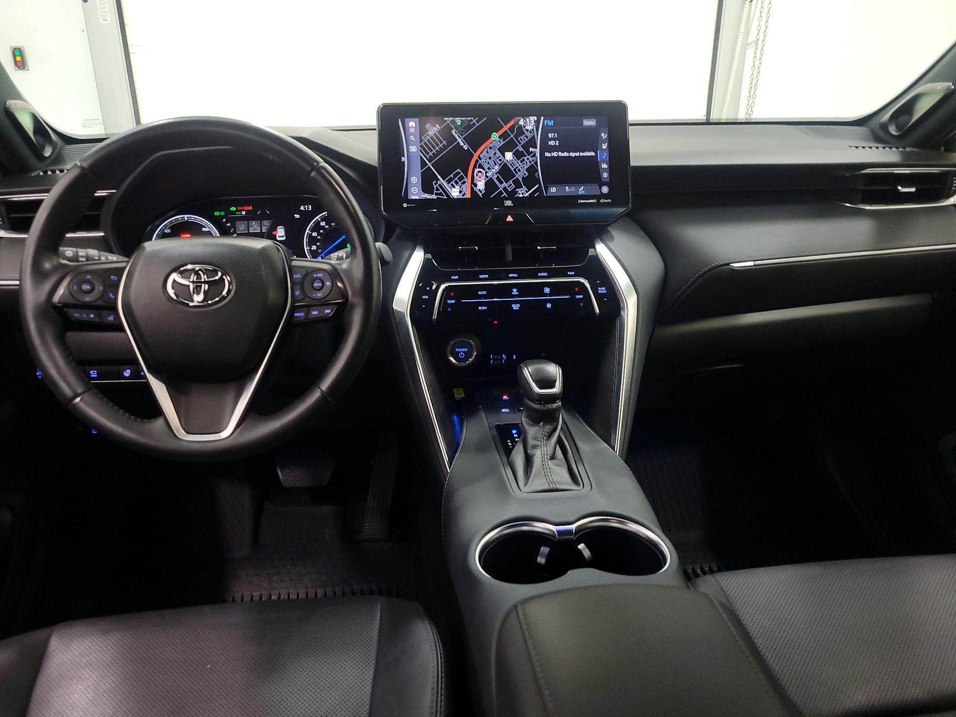 Thumbnail: 2022 Toyota Venza - 9