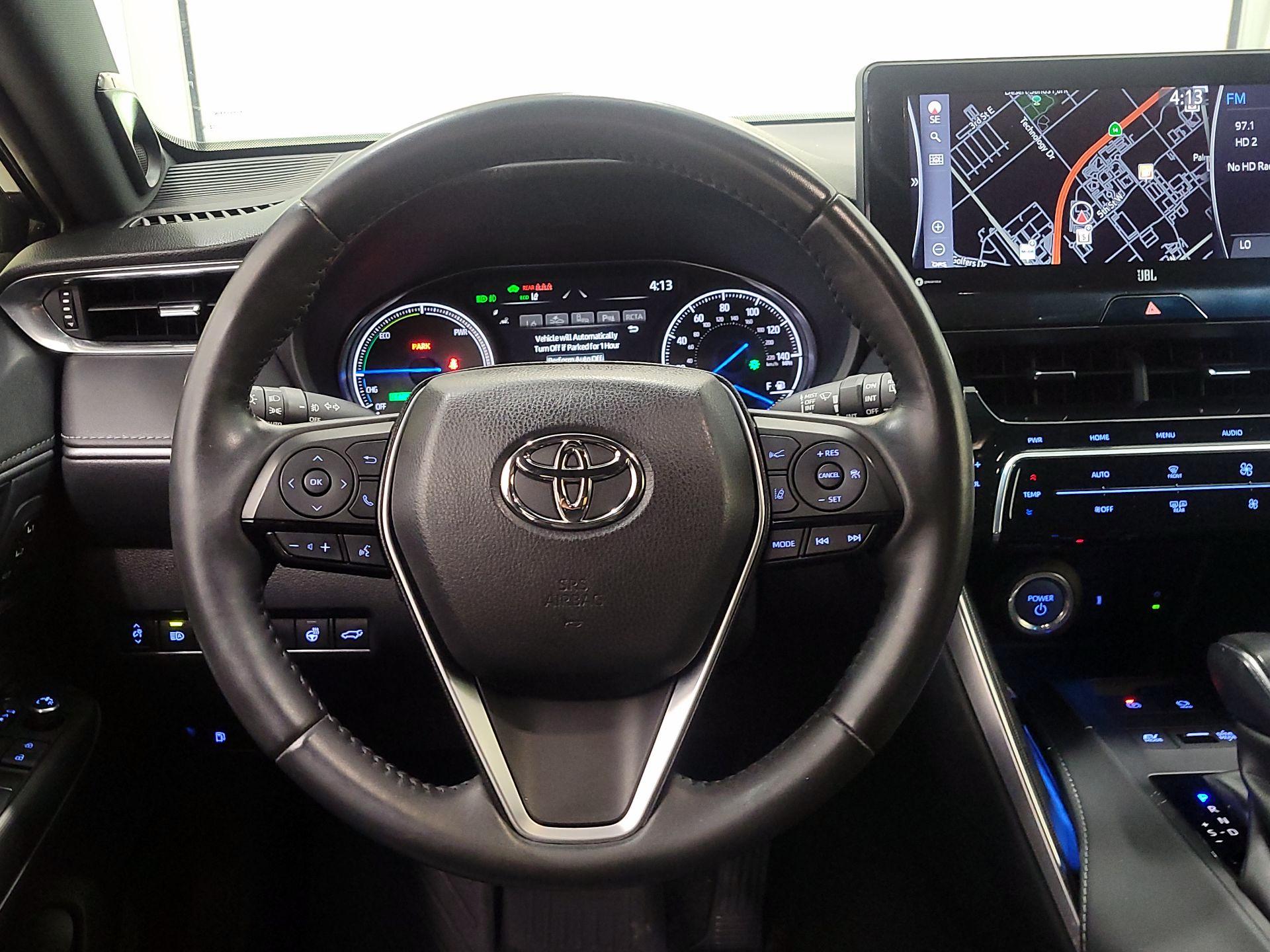 Thumbnail: 2022 Toyota Venza - 10