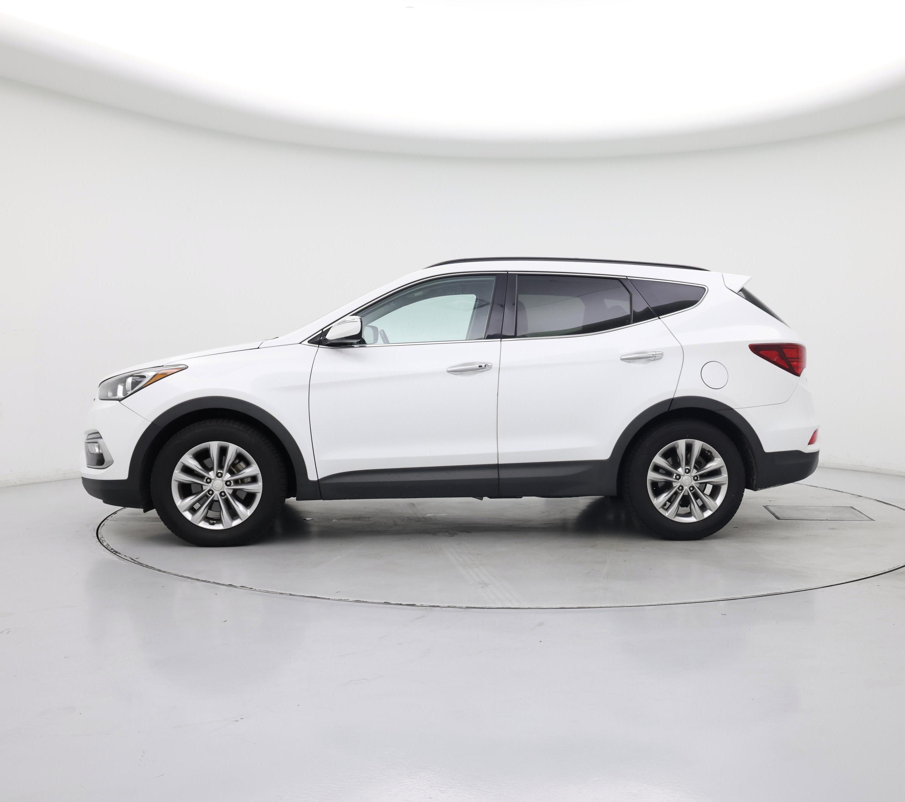 Thumbnail: 2018 Hyundai Santa Fe - 3
