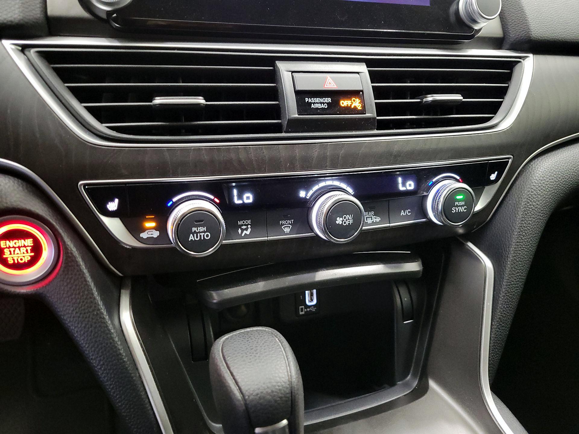 Thumbnail: 2018 Honda Accord - 16