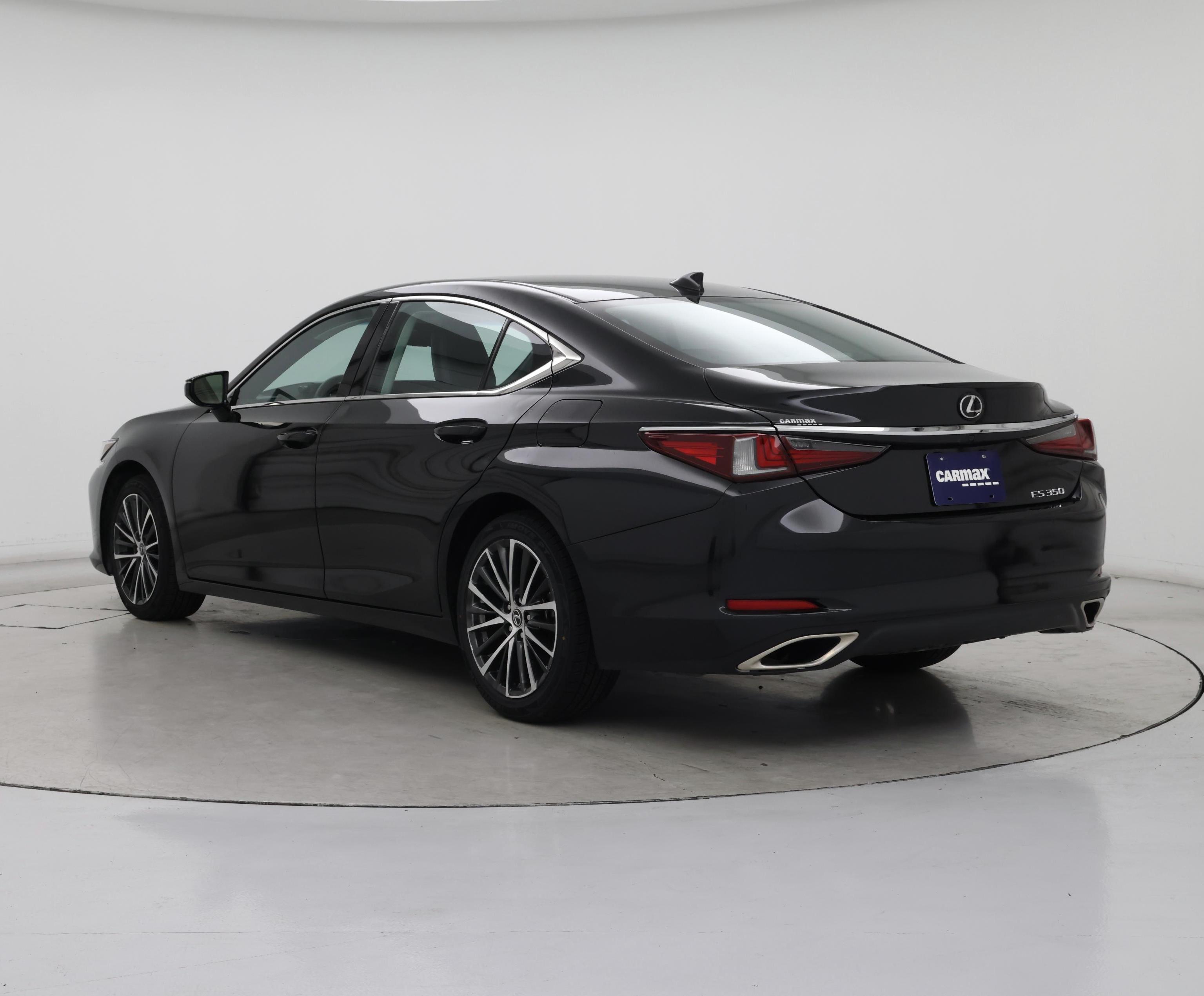 Thumbnail: 2022 Lexus ES - 2