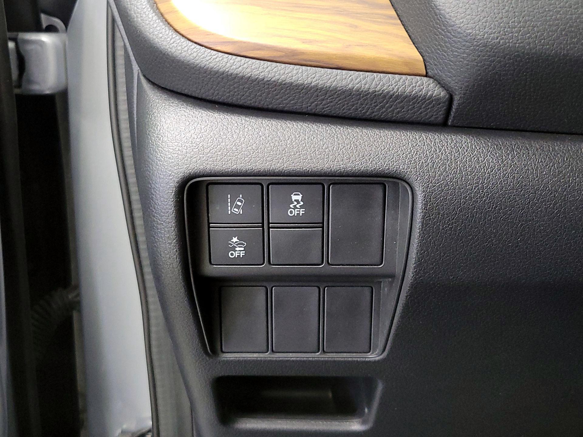Thumbnail: 2018 Honda CR-V - 13