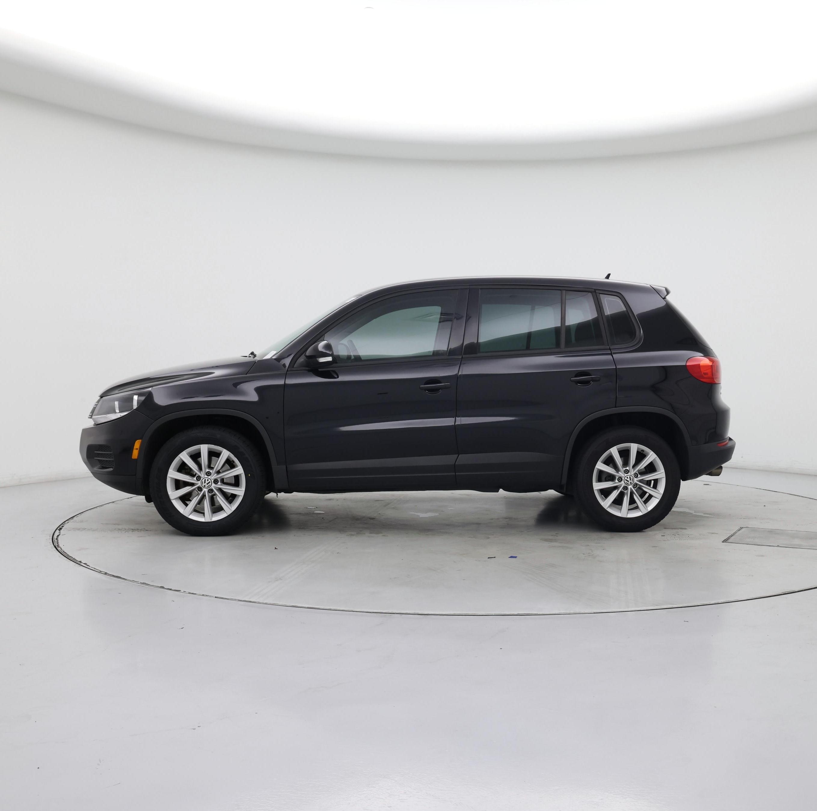 Thumbnail: 2017 Volkswagen Tiguan - 3