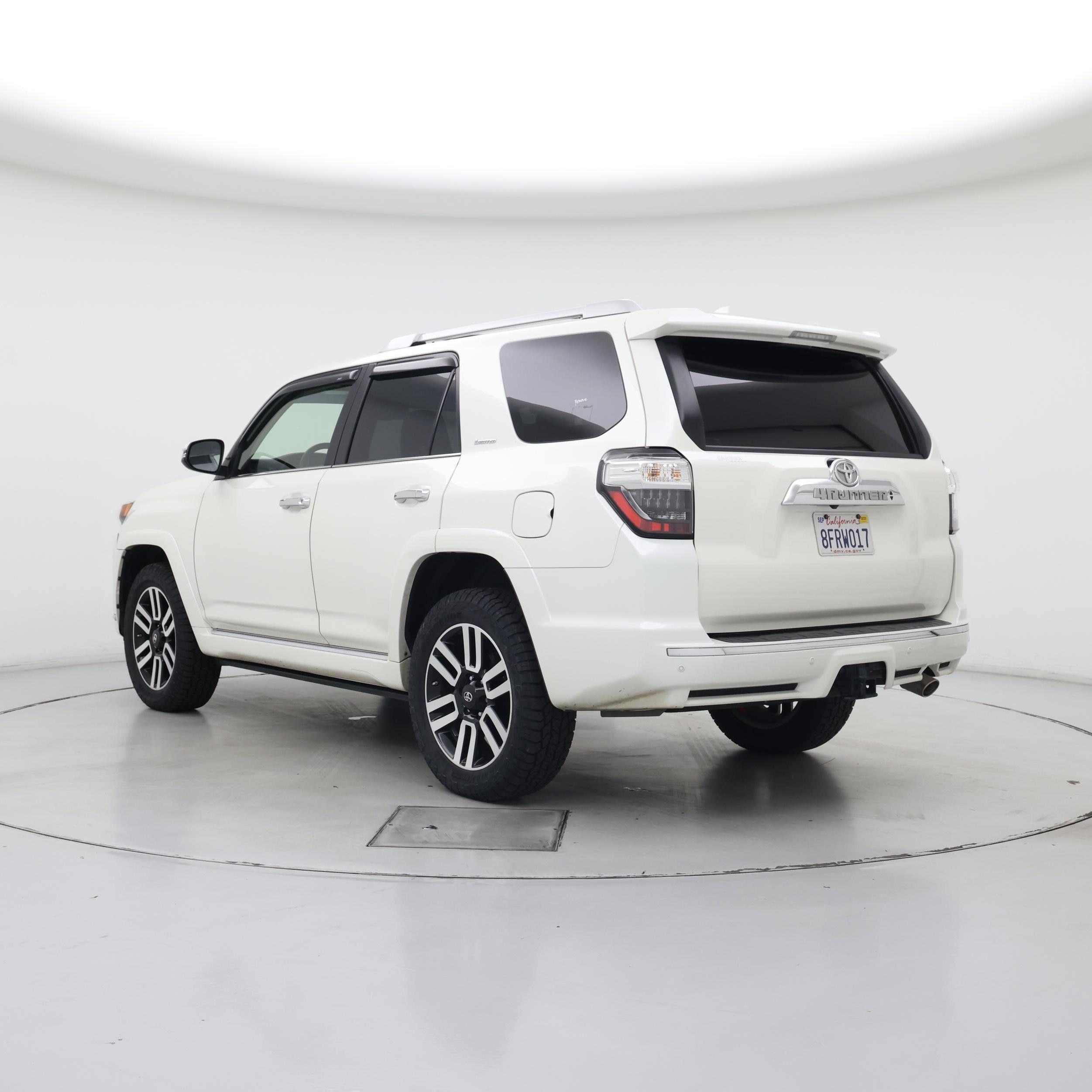 Thumbnail: 2018 Toyota 4Runner - 2