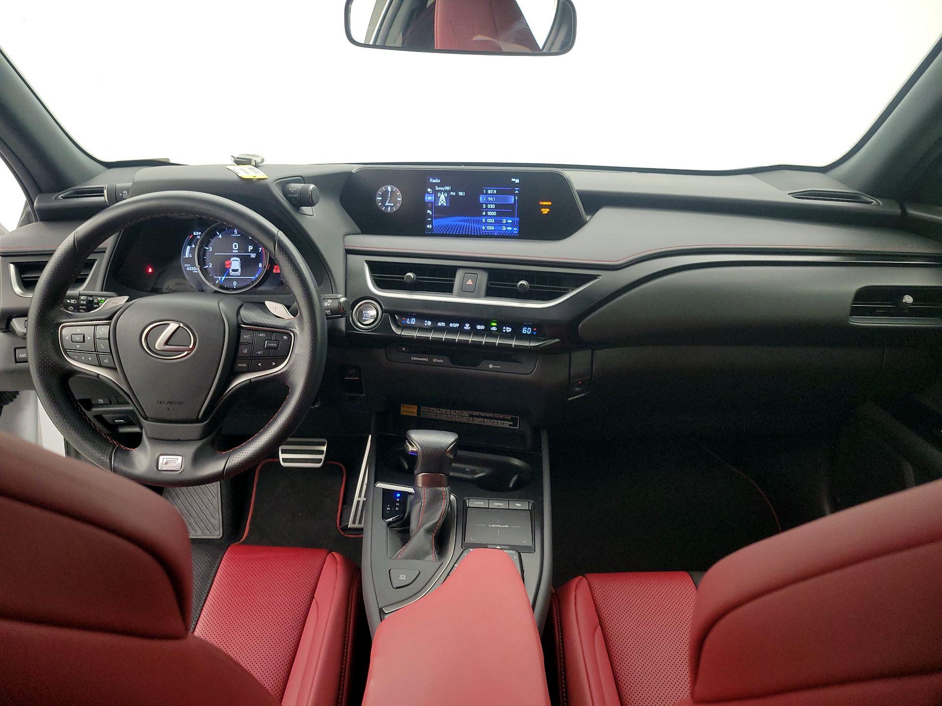 Thumbnail: 2021 Lexus UX - 9