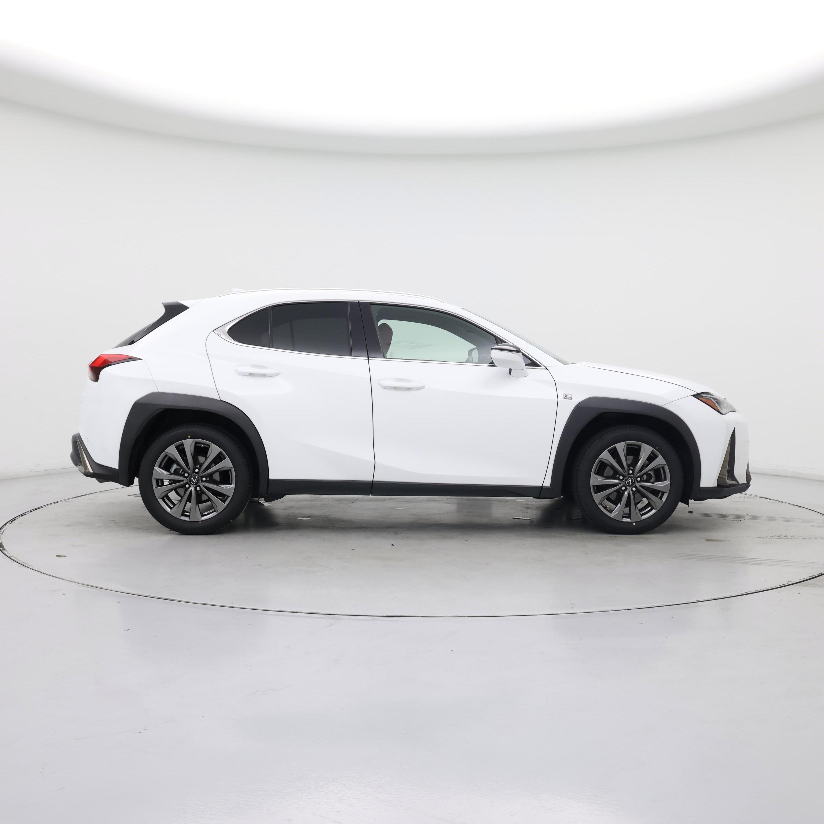 Thumbnail: 2021 Lexus UX - 7
