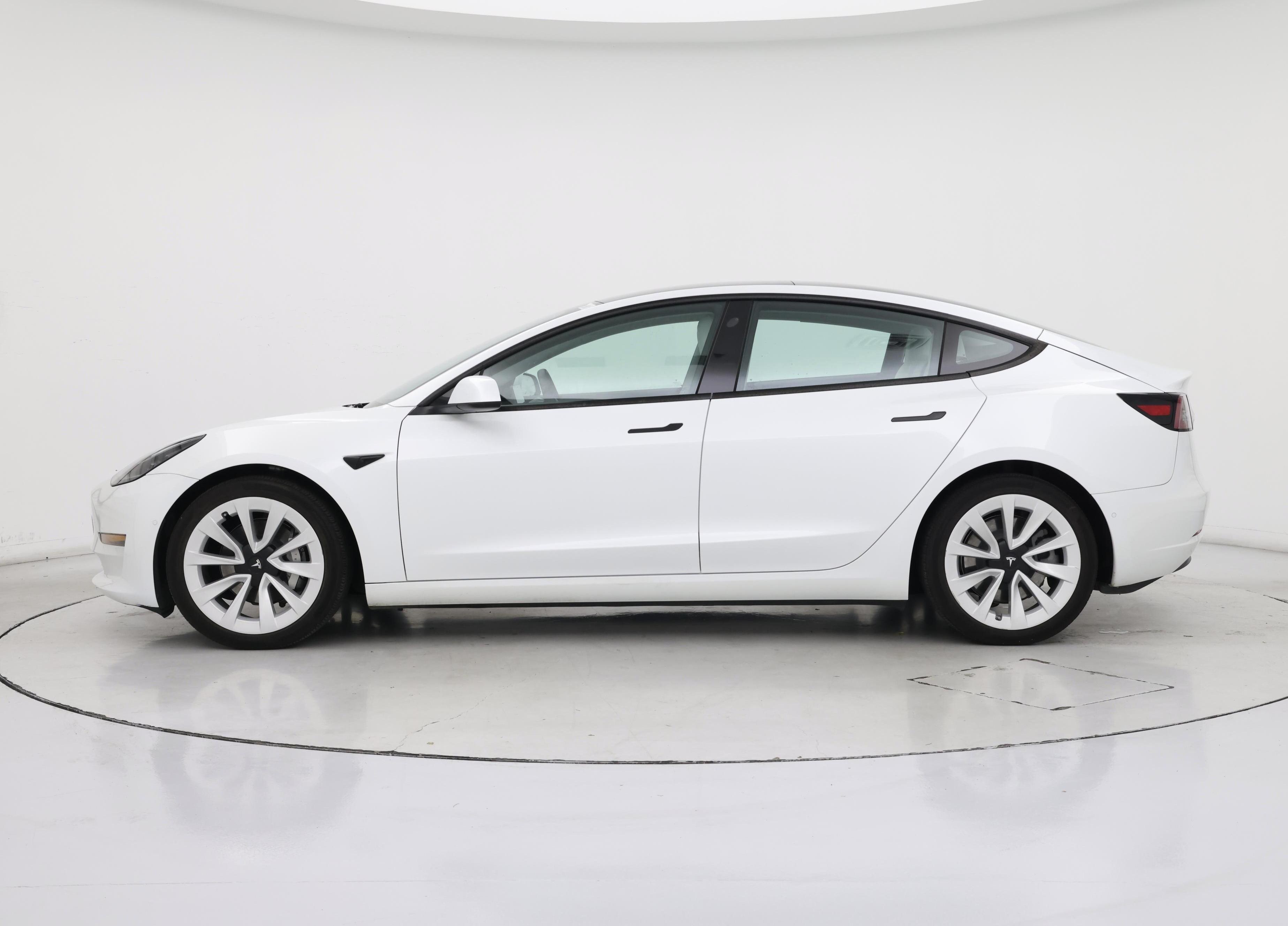 Thumbnail: 2021 Tesla Model 3 - 3