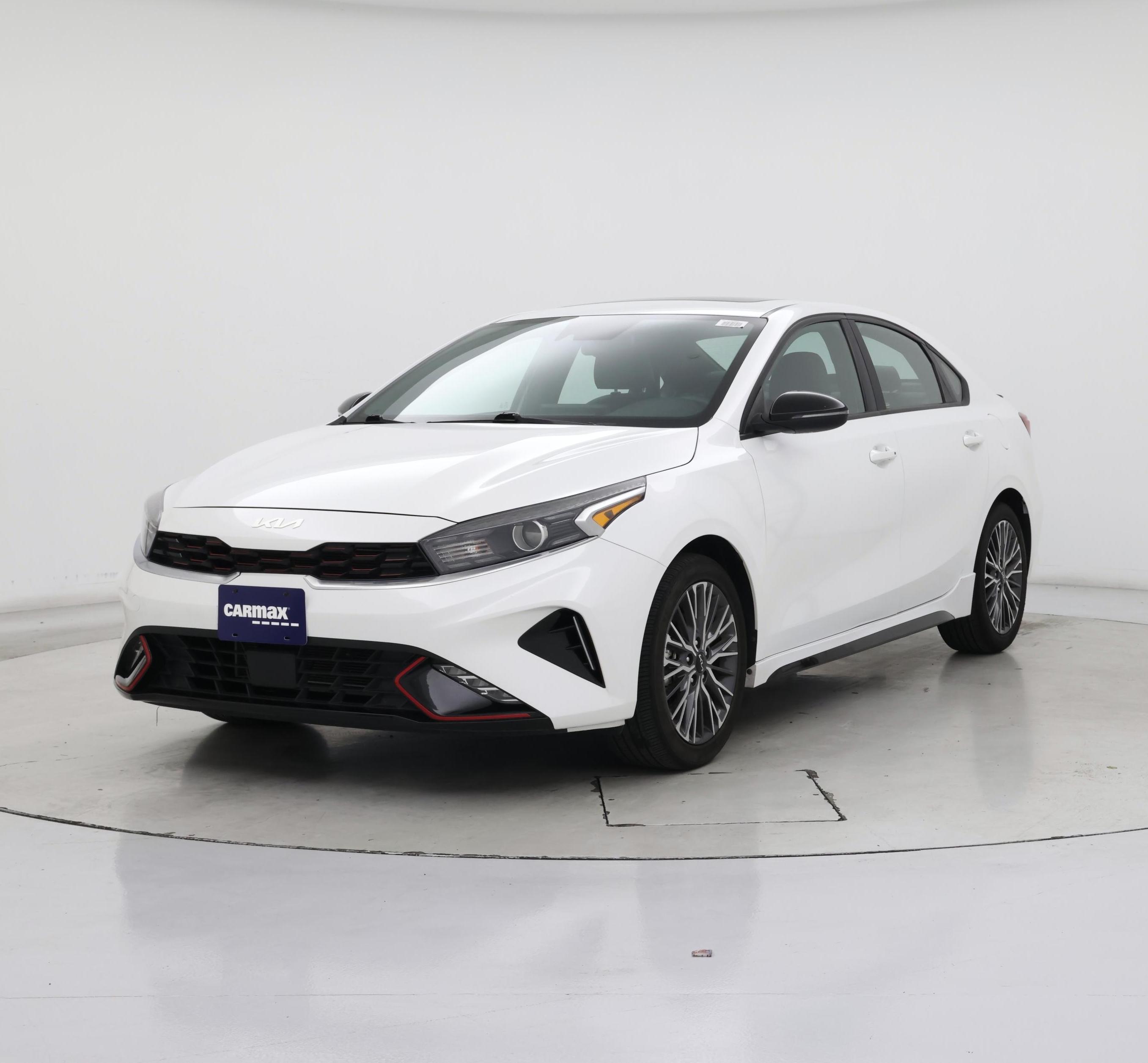 Thumbnail: 2023 Kia Forte - 4