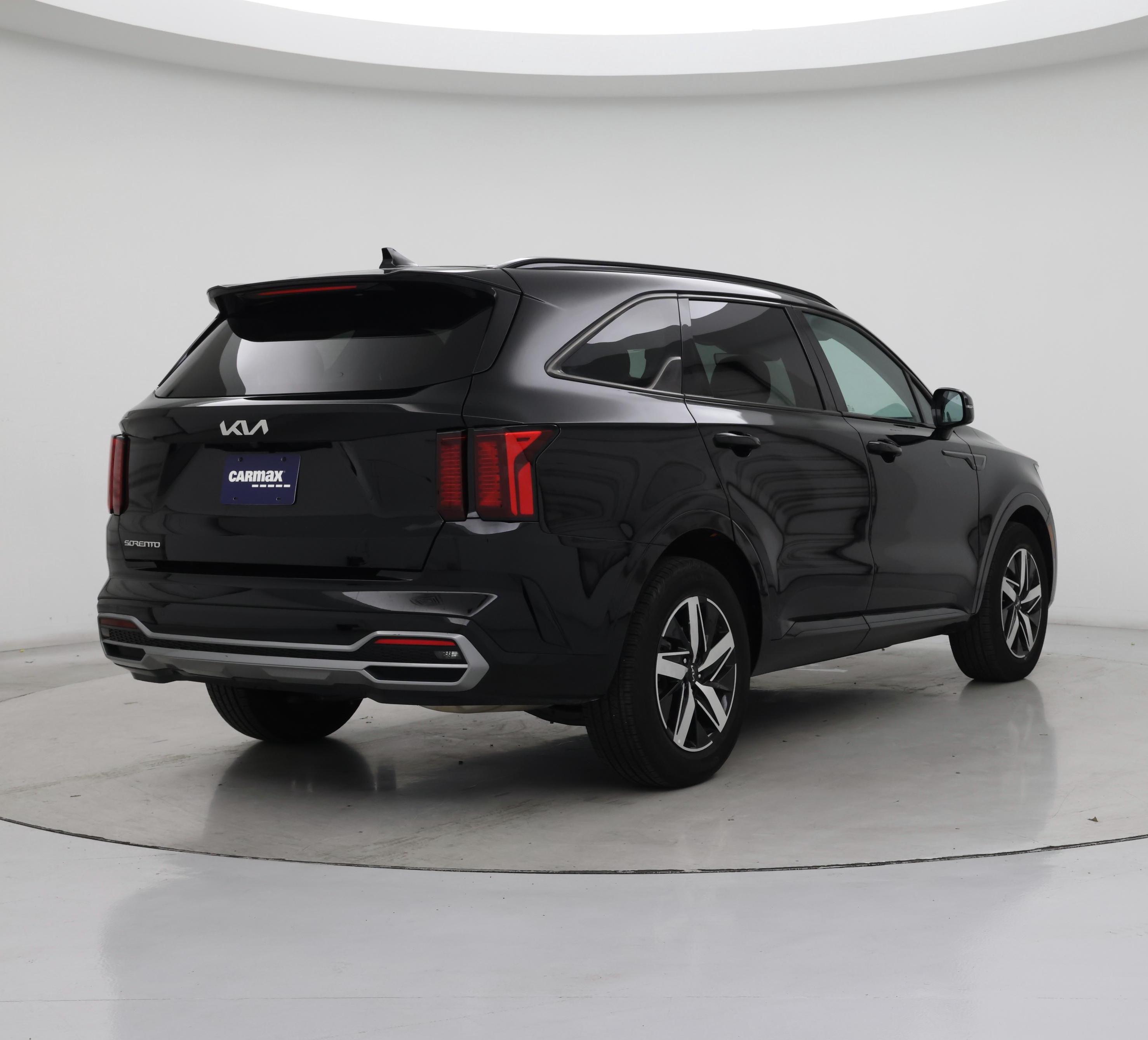 Thumbnail: 2023 Kia Sorento - 8