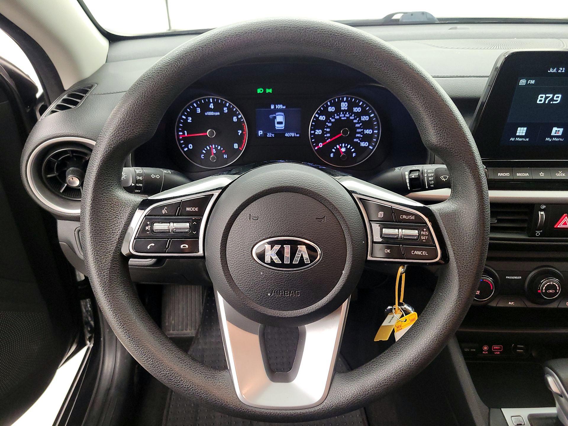 Thumbnail: 2021 Kia Forte - 10
