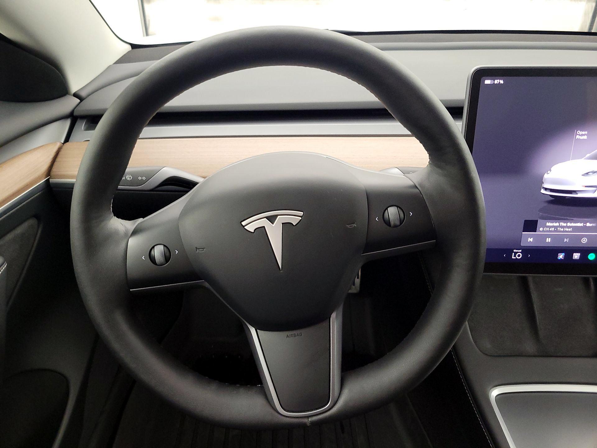 Thumbnail: 2023 Tesla Model 3 - 10