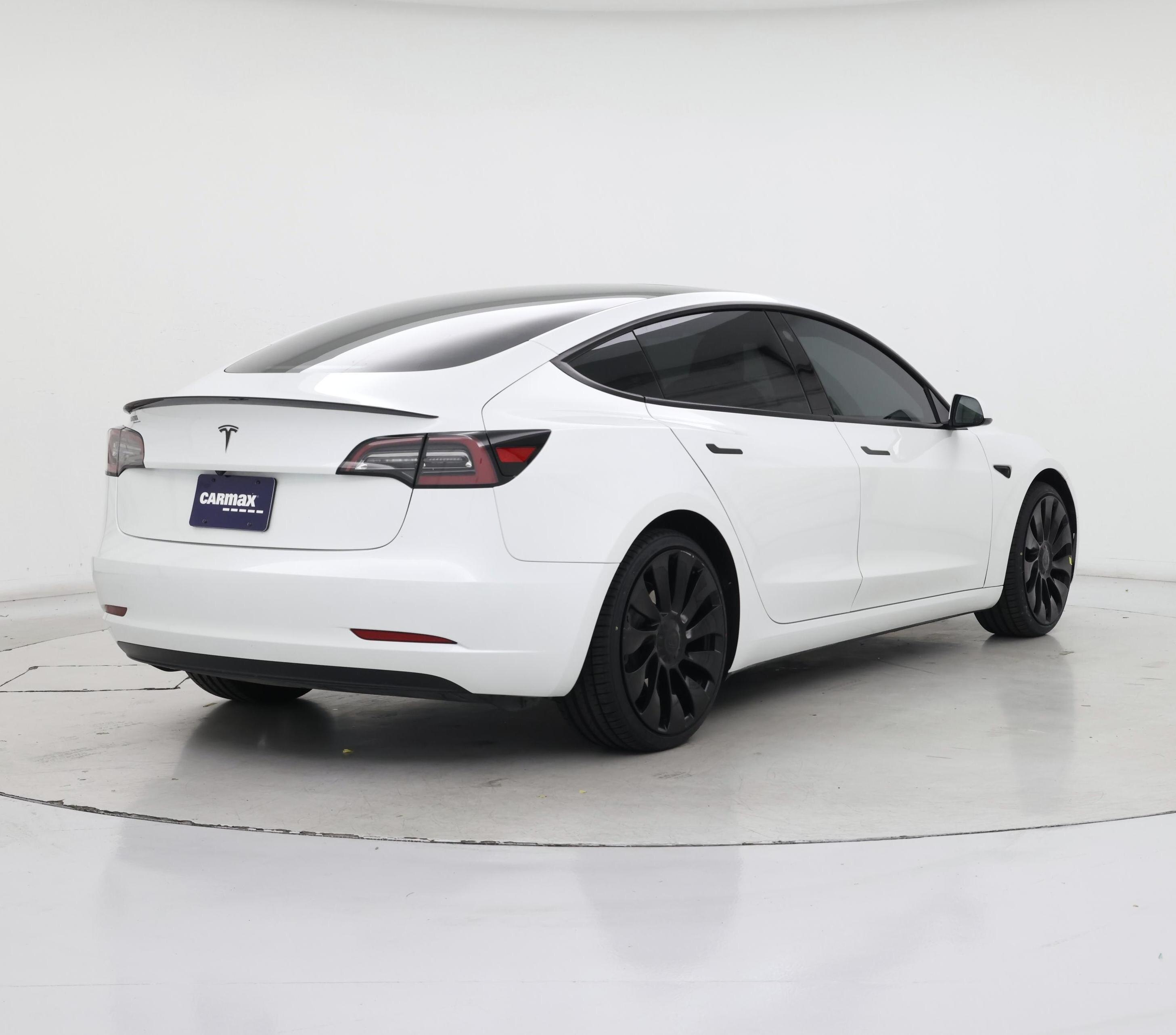 Thumbnail: 2023 Tesla Model 3 - 8