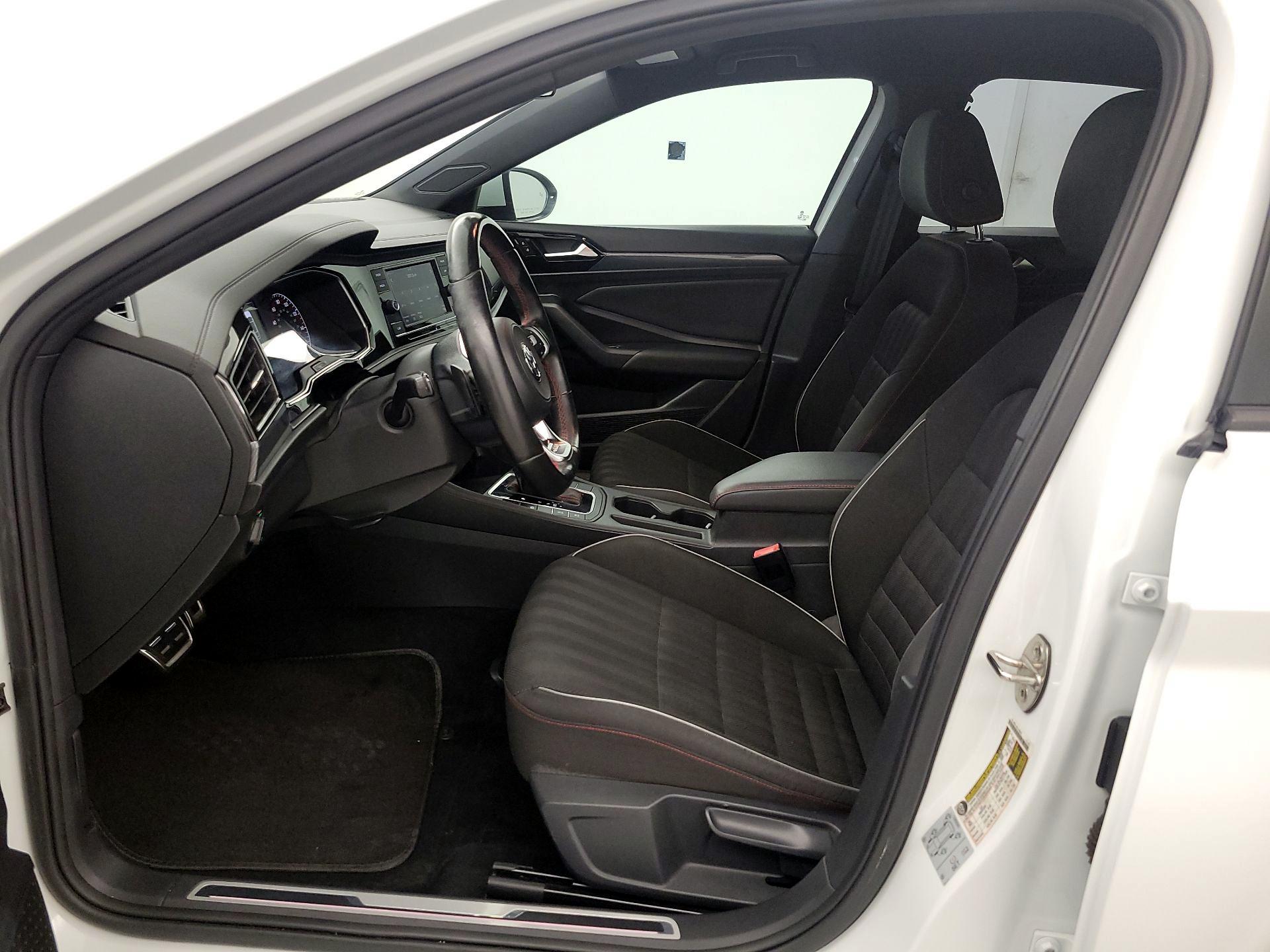 Thumbnail: 2019 Volkswagen Jetta - 11