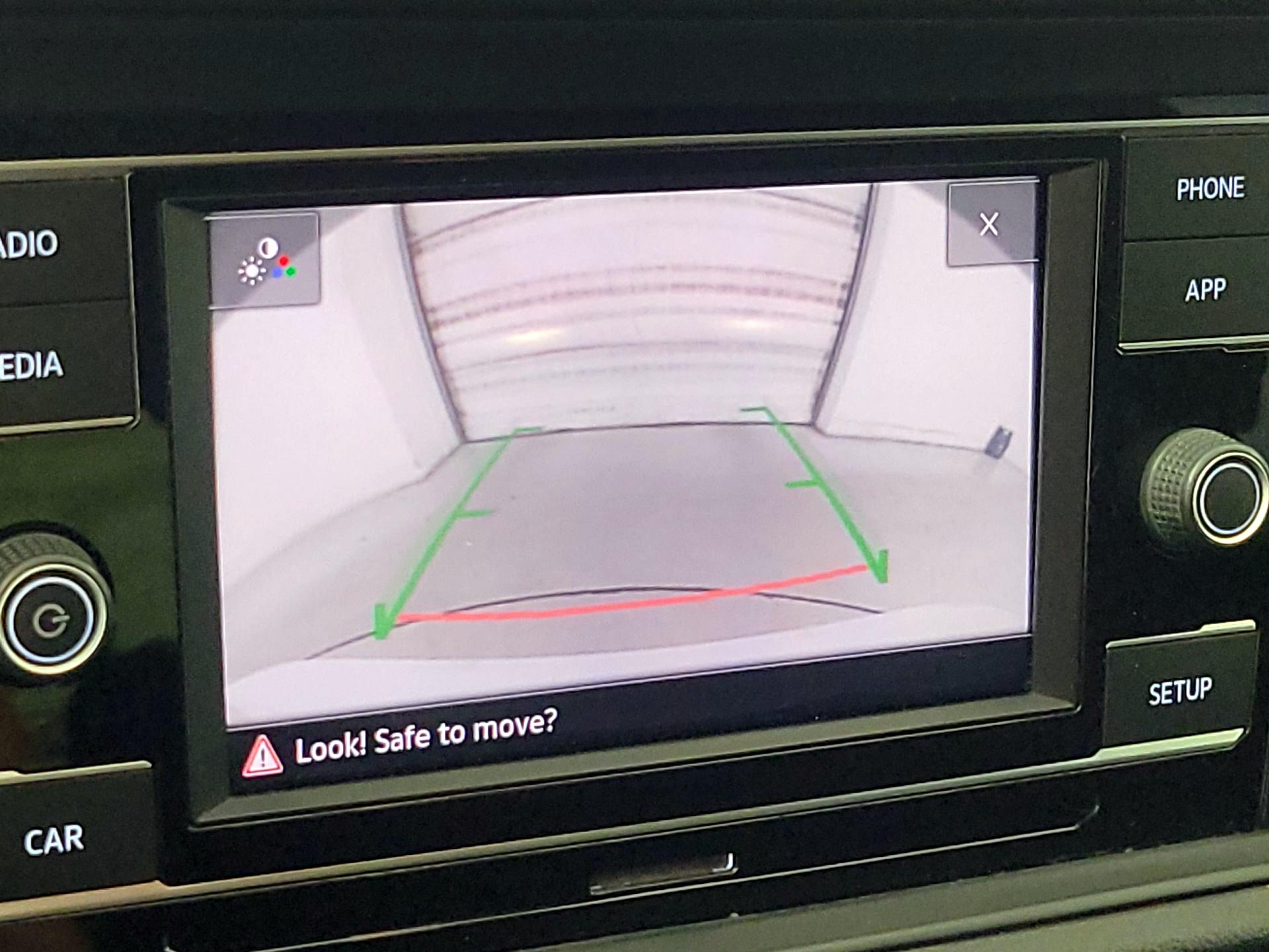 Thumbnail: 2019 Volkswagen Jetta - 14