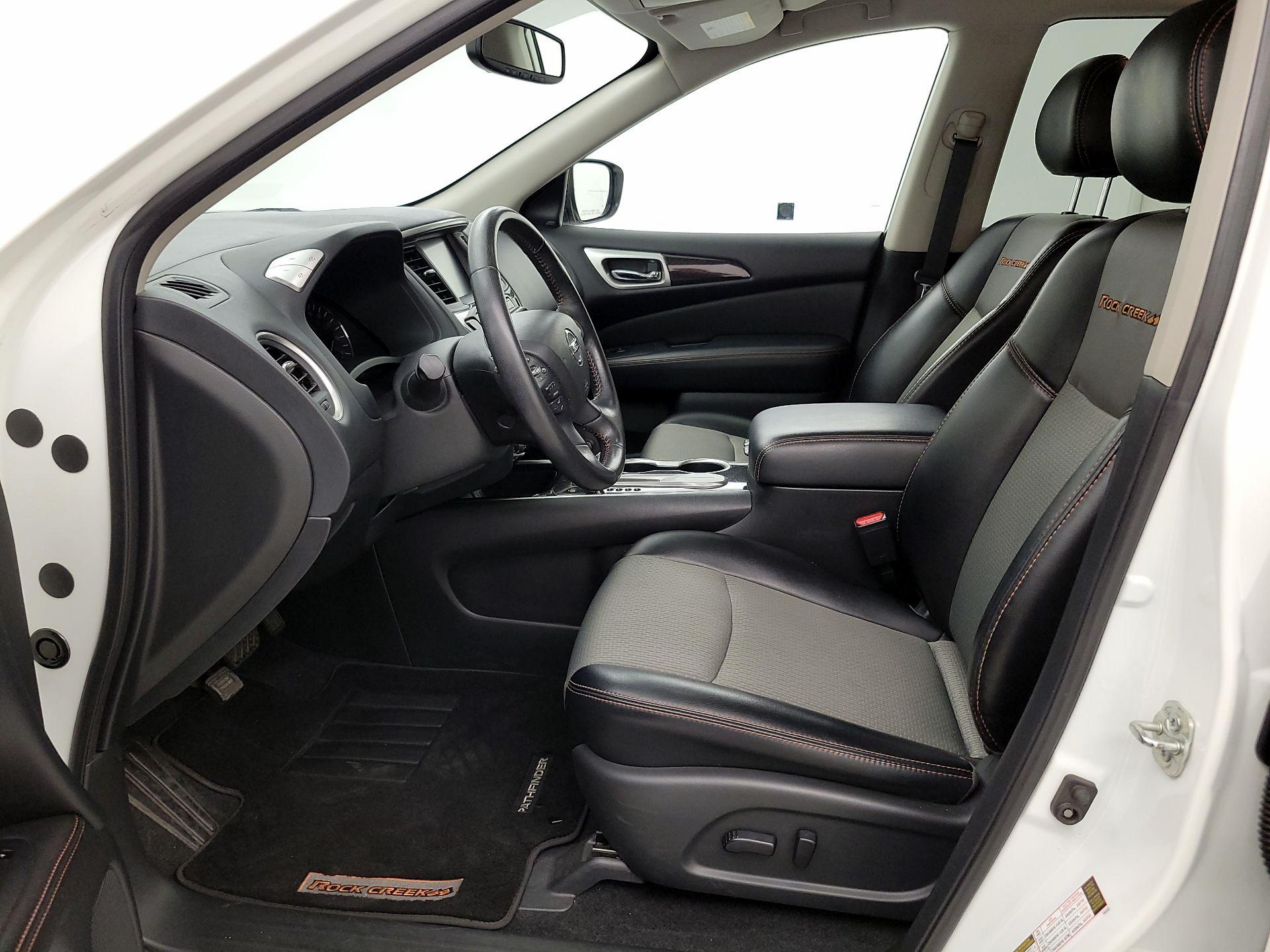 Thumbnail: 2020 Nissan Pathfinder - 11