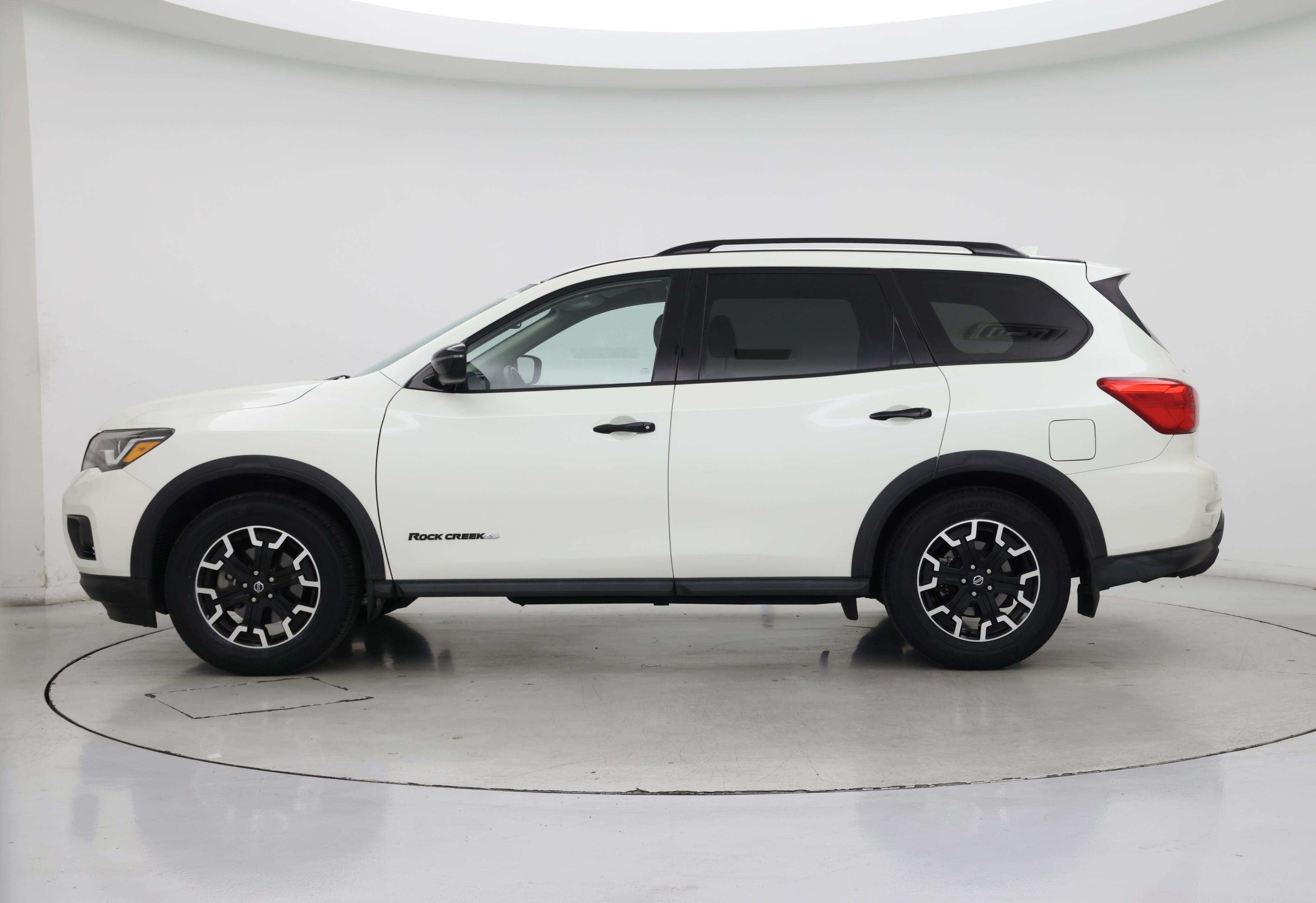 Thumbnail: 2020 Nissan Pathfinder - 3