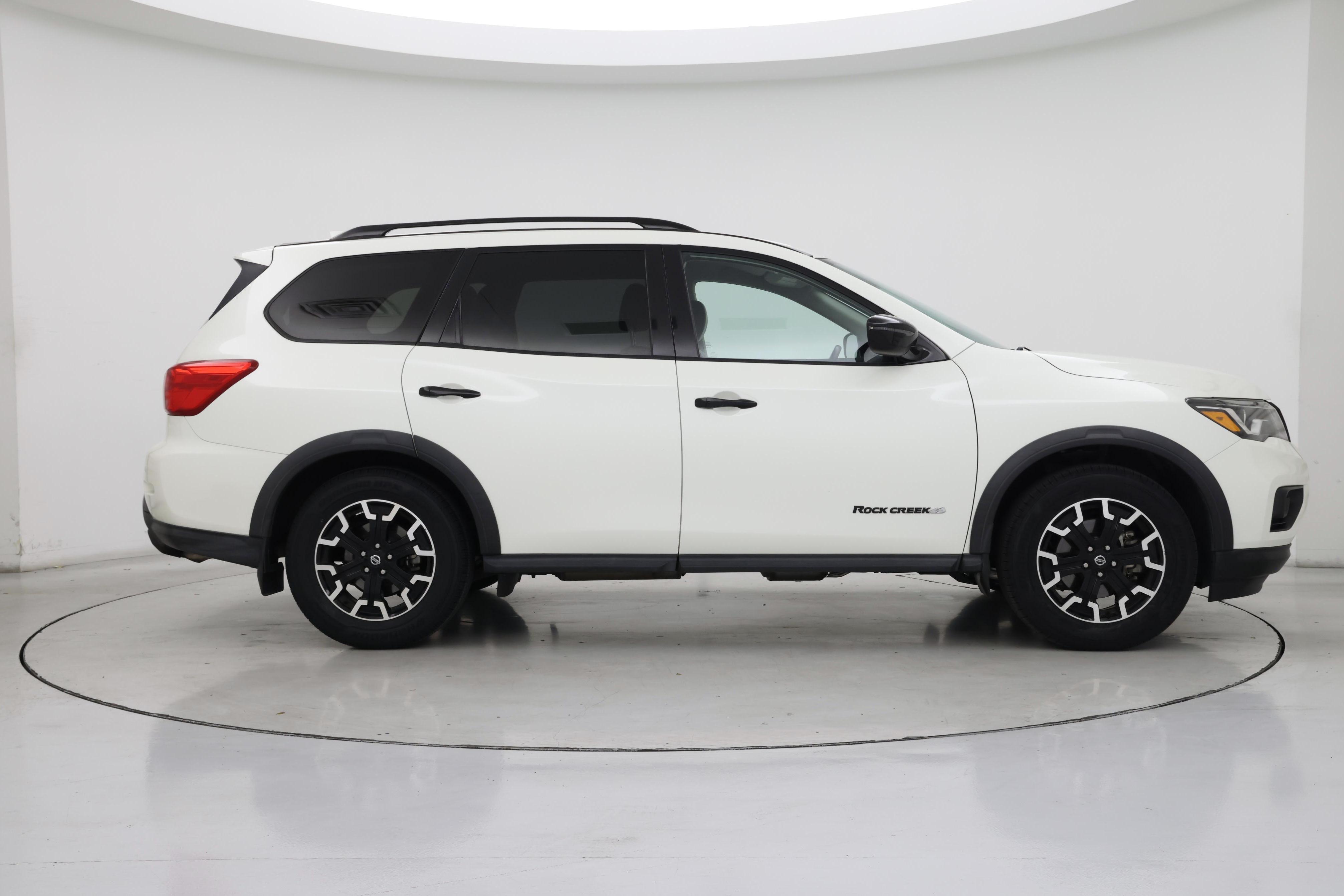 Thumbnail: 2020 Nissan Pathfinder - 7