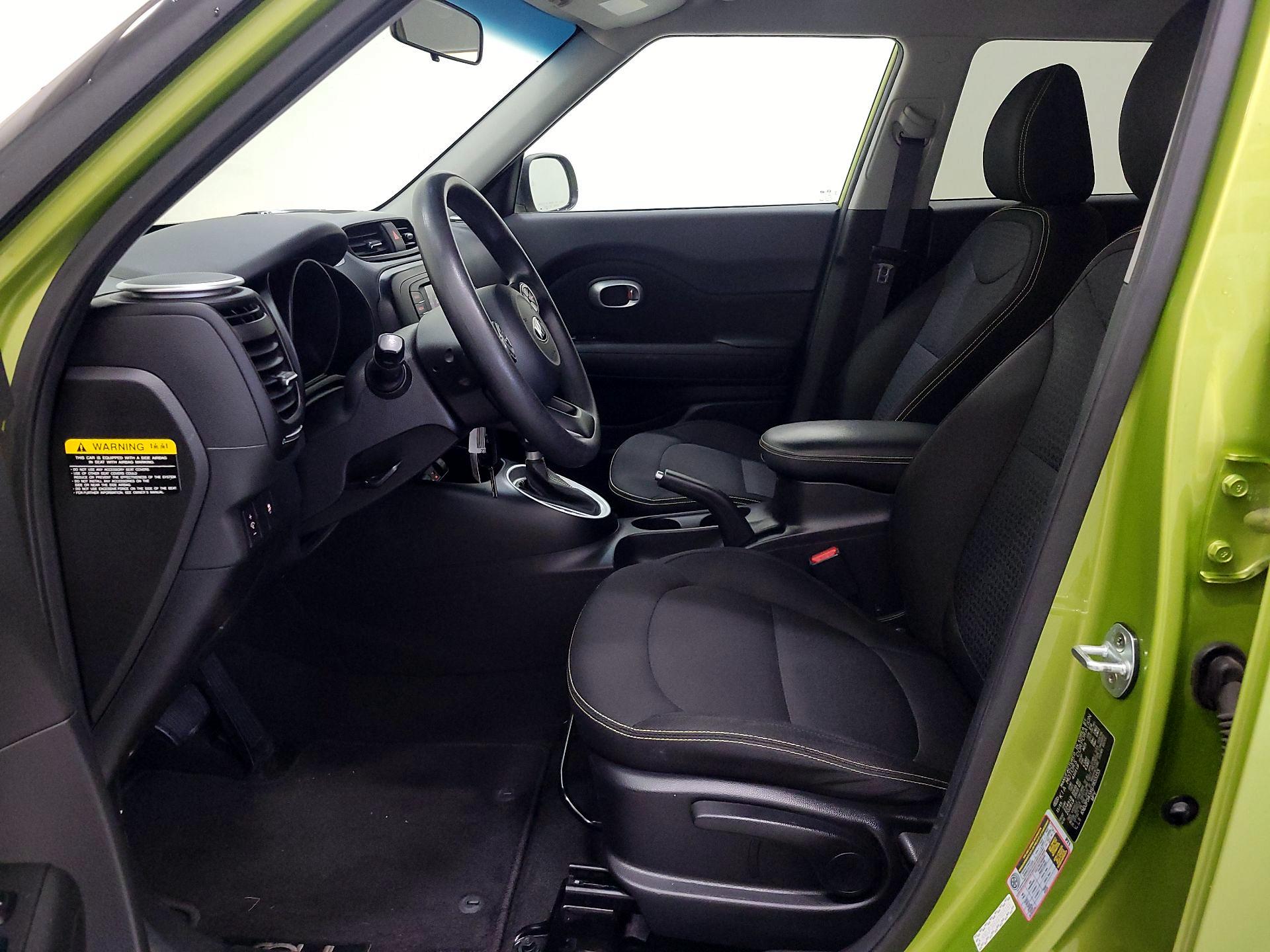 Thumbnail: 2016 Kia Soul - 11
