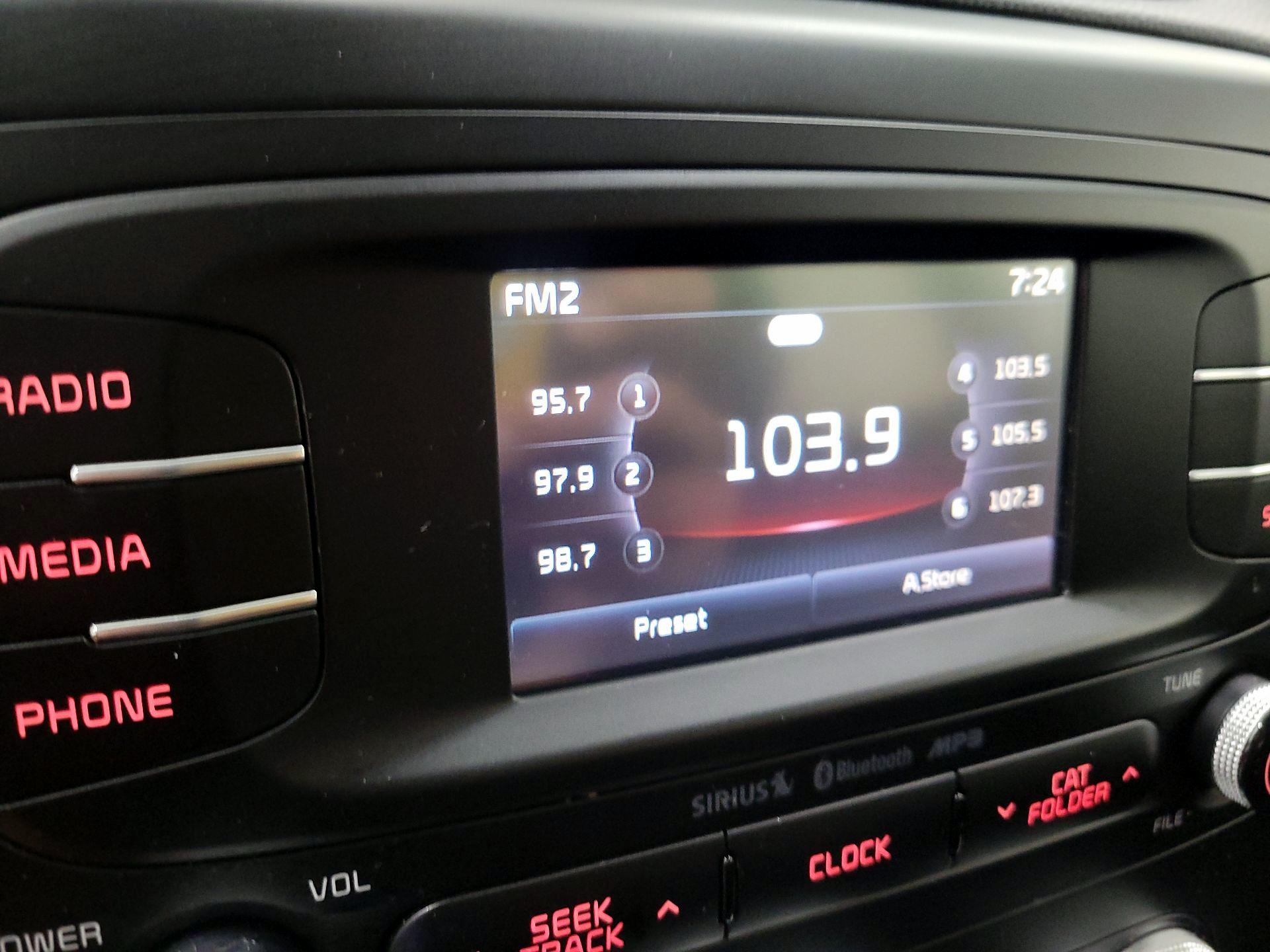 Thumbnail: 2016 Kia Soul - 15