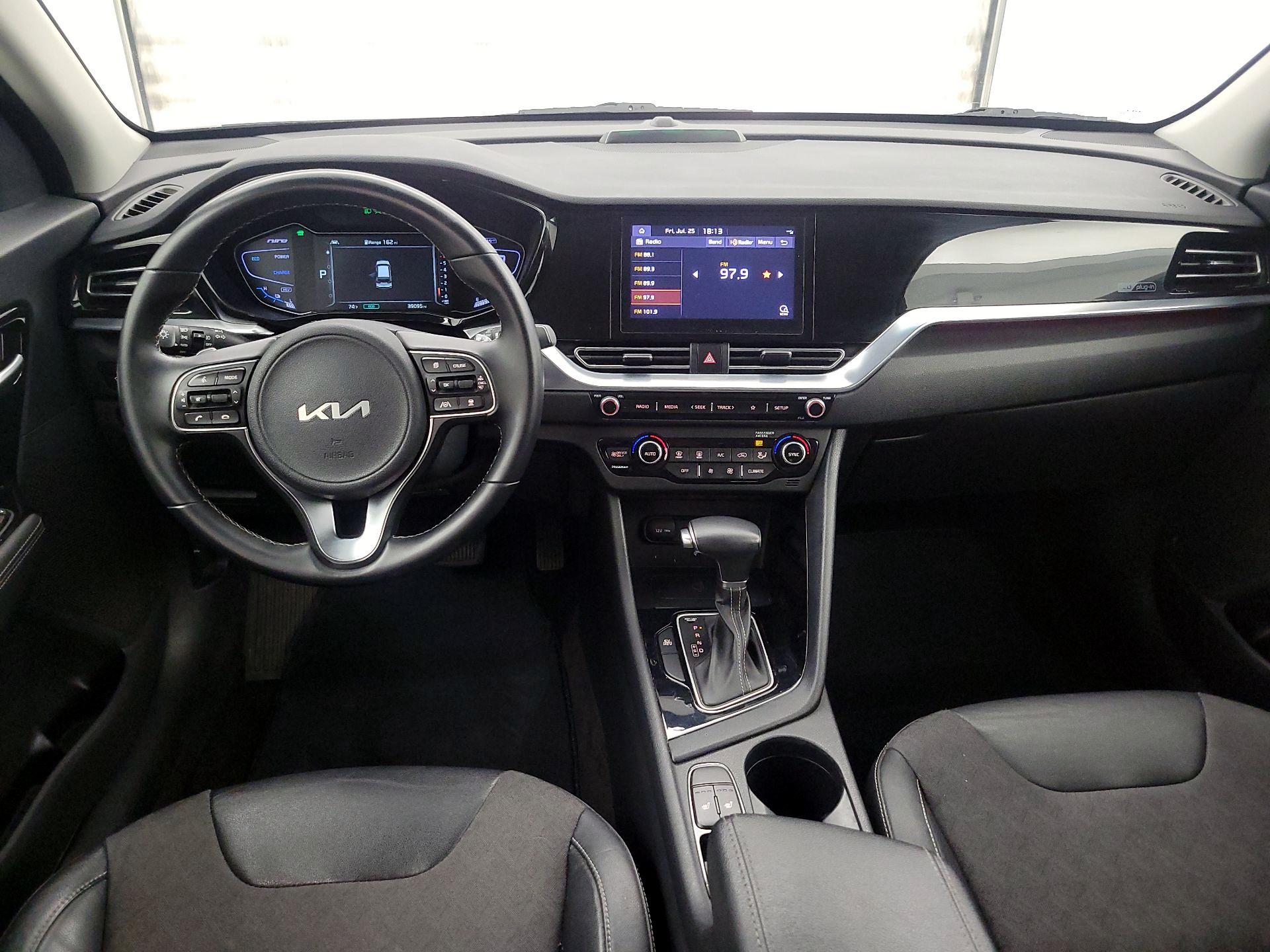 Thumbnail: 2022 Kia Niro - 9