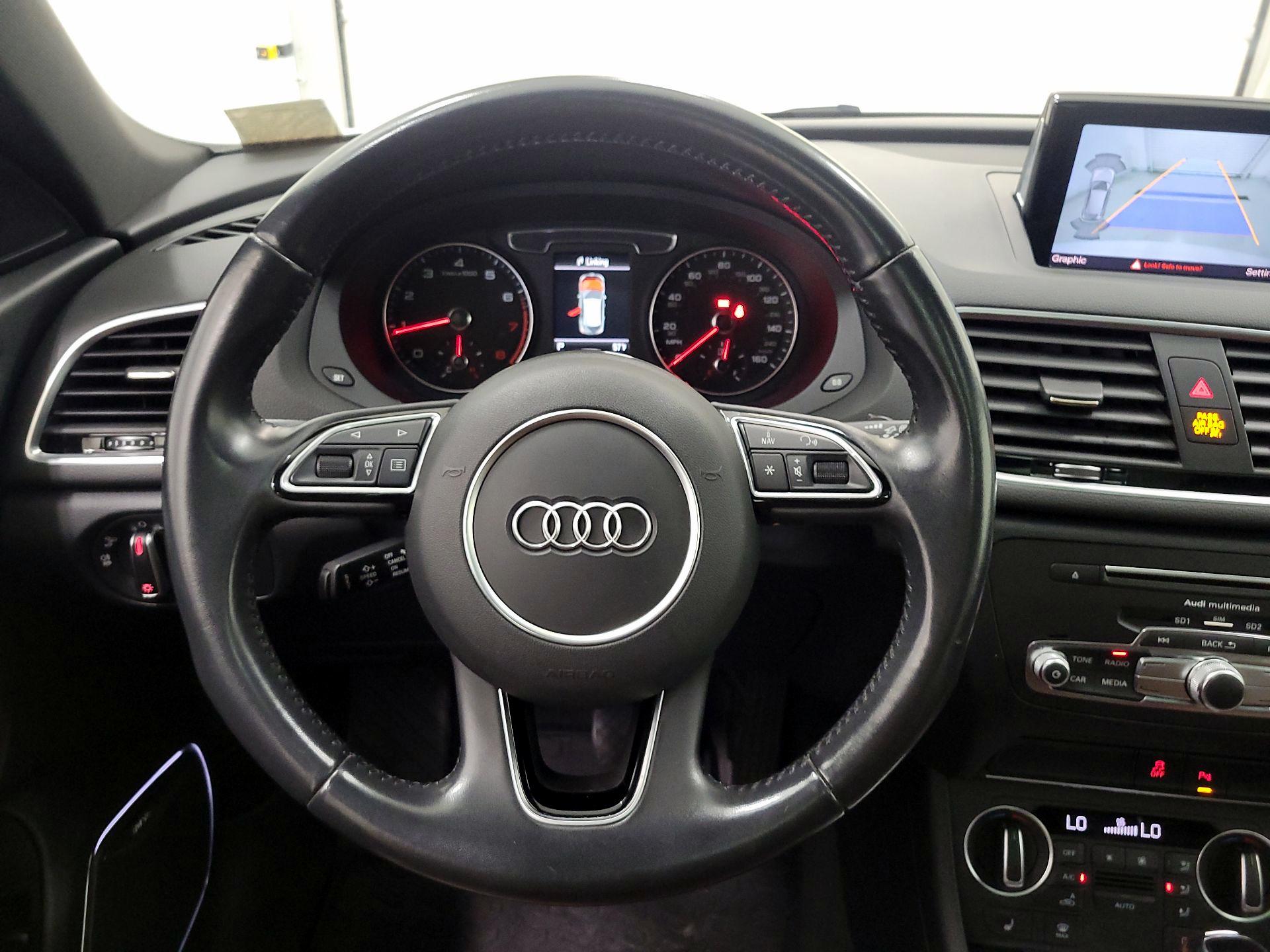 Thumbnail: 2018 Audi Q3 - 10