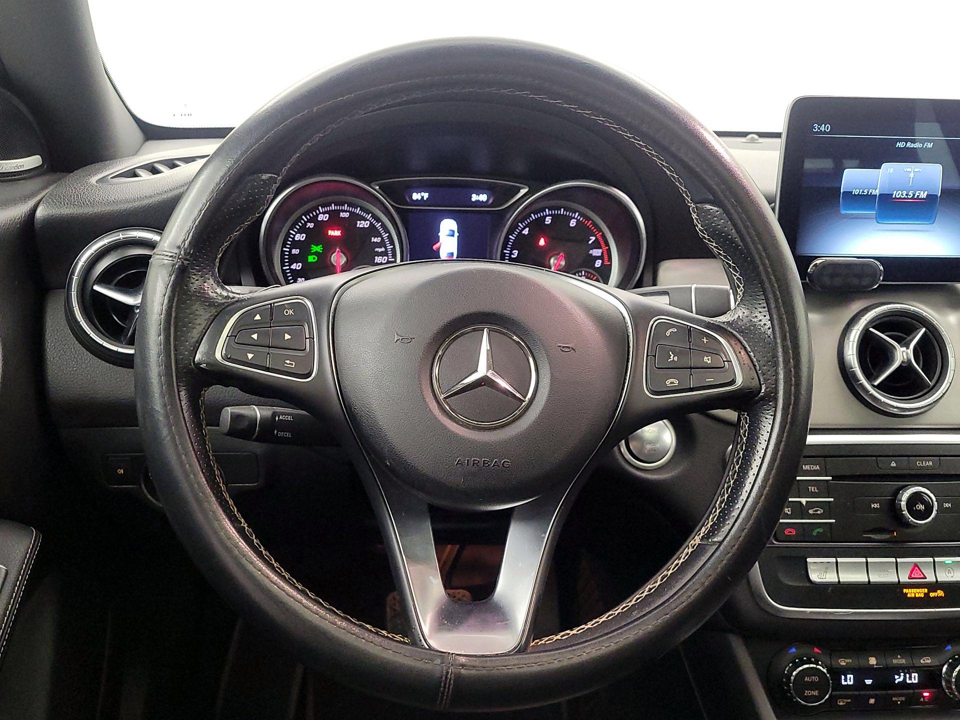 Thumbnail: 2018 Mercedes-Benz CLA - 10