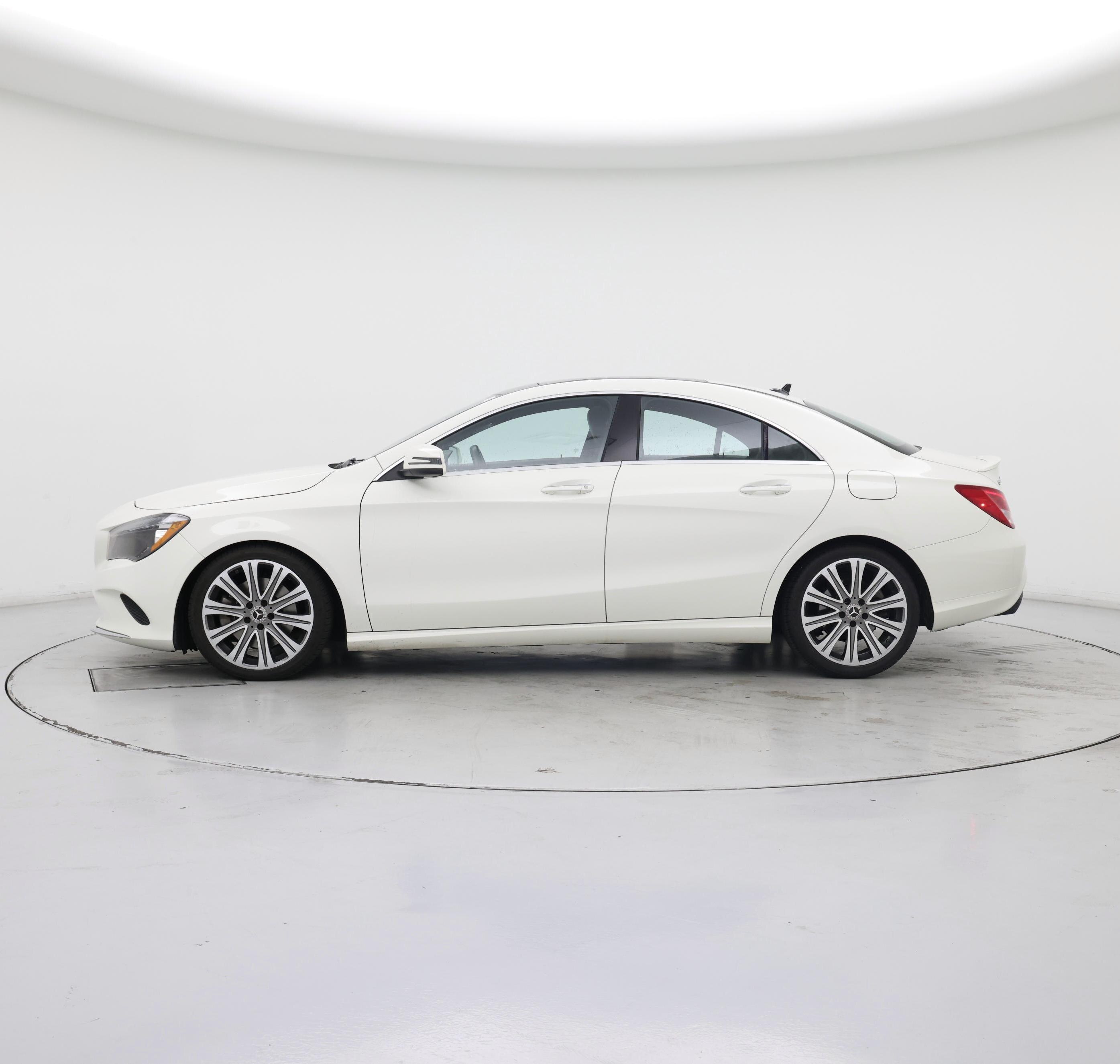 Thumbnail: 2018 Mercedes-Benz CLA - 3