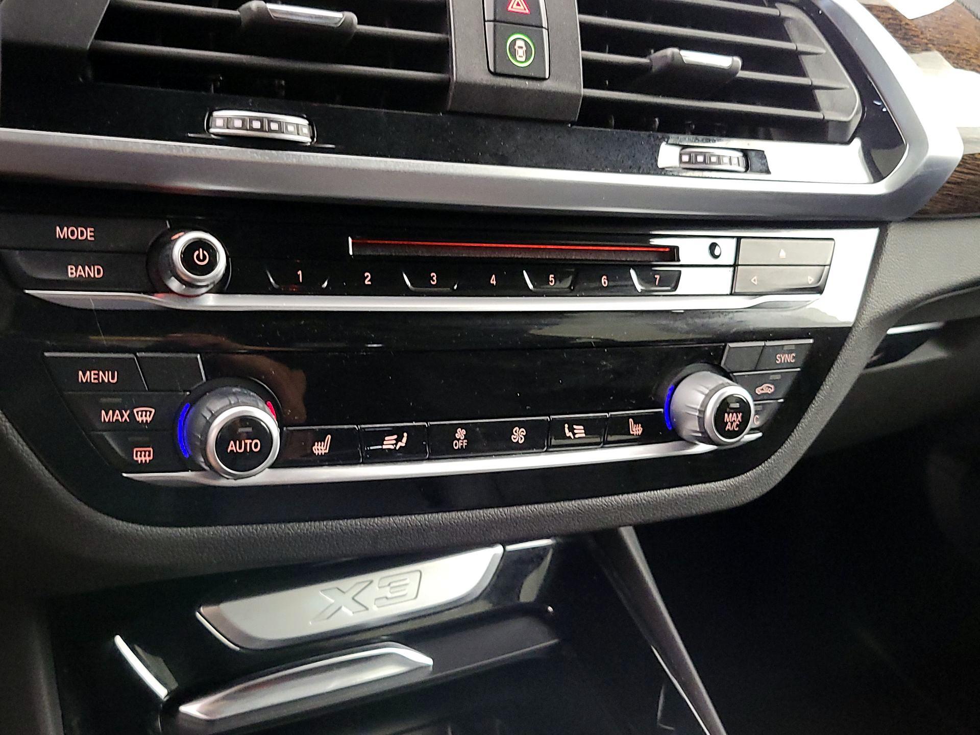 Thumbnail: 2019 BMW X3 - 17