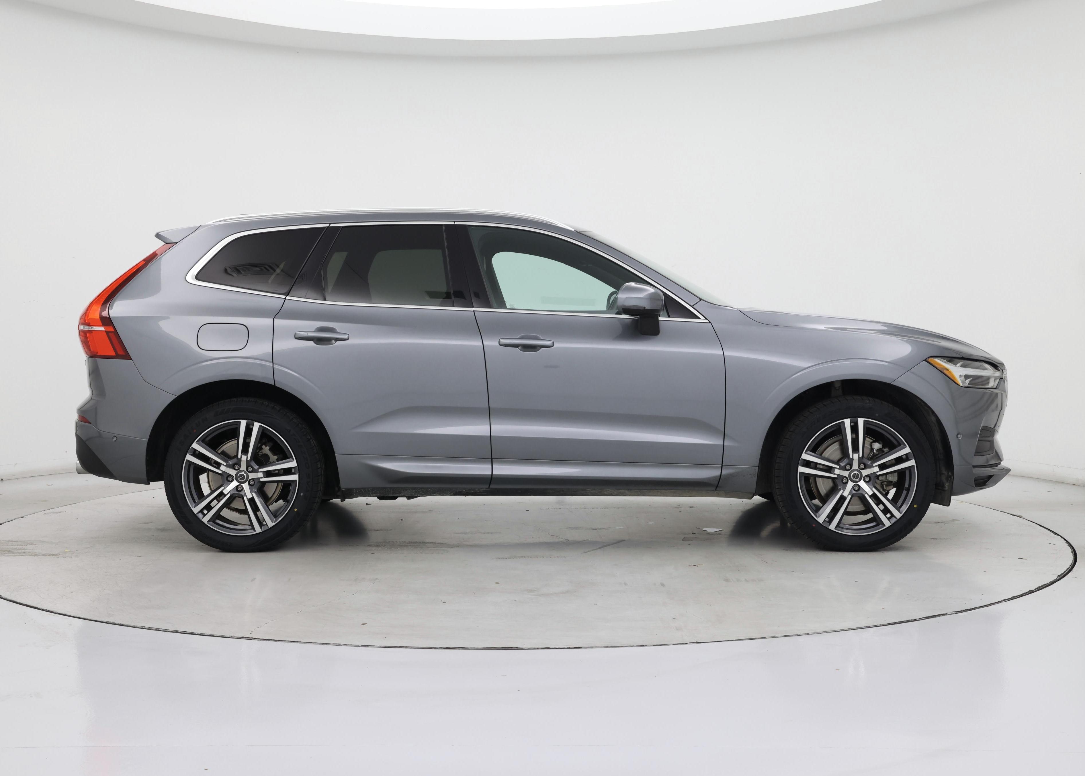 Thumbnail: 2019 Volvo XC60 - 7