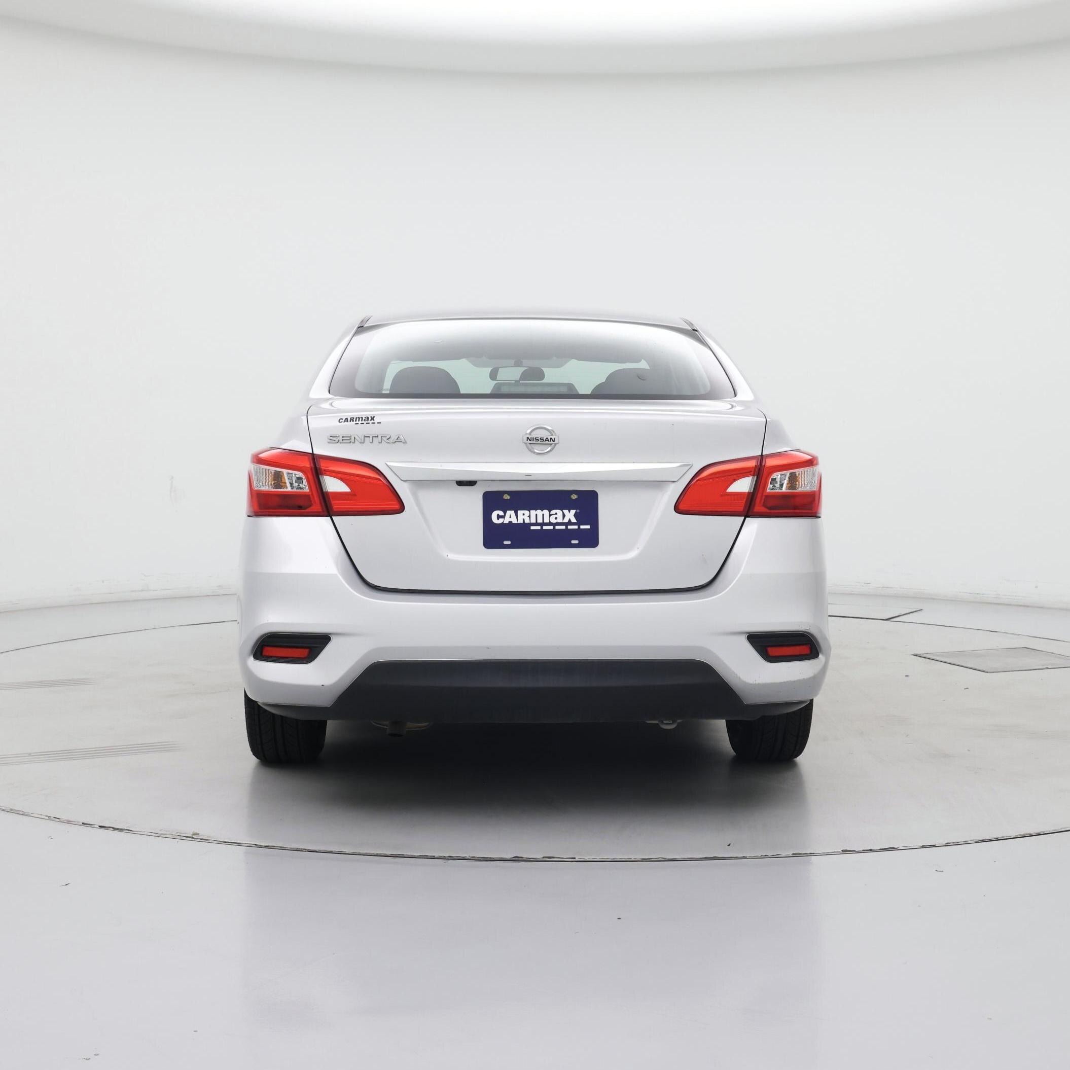 Thumbnail: 2018 Nissan Sentra - 6