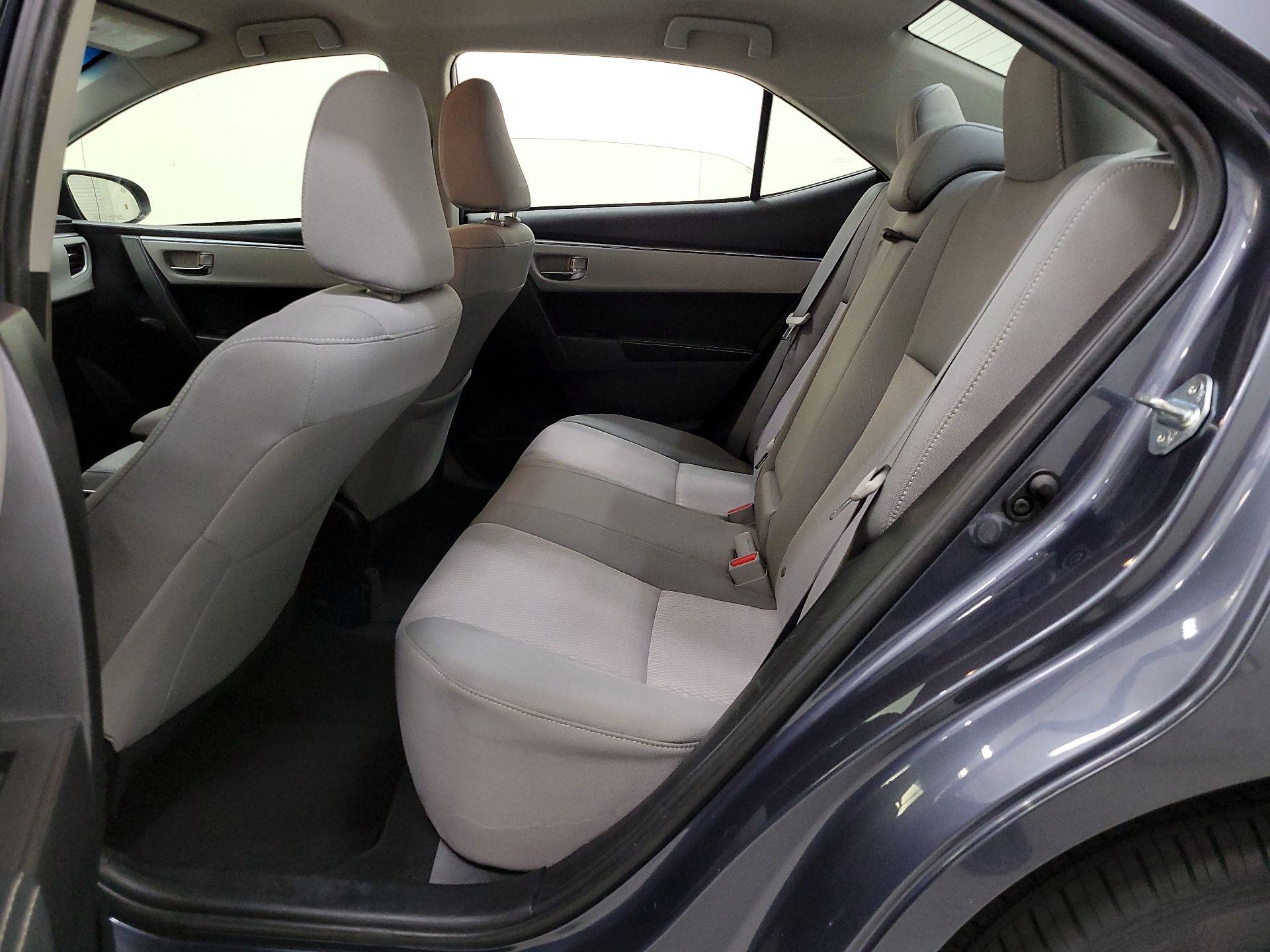 Thumbnail: 2015 Toyota Corolla - 19