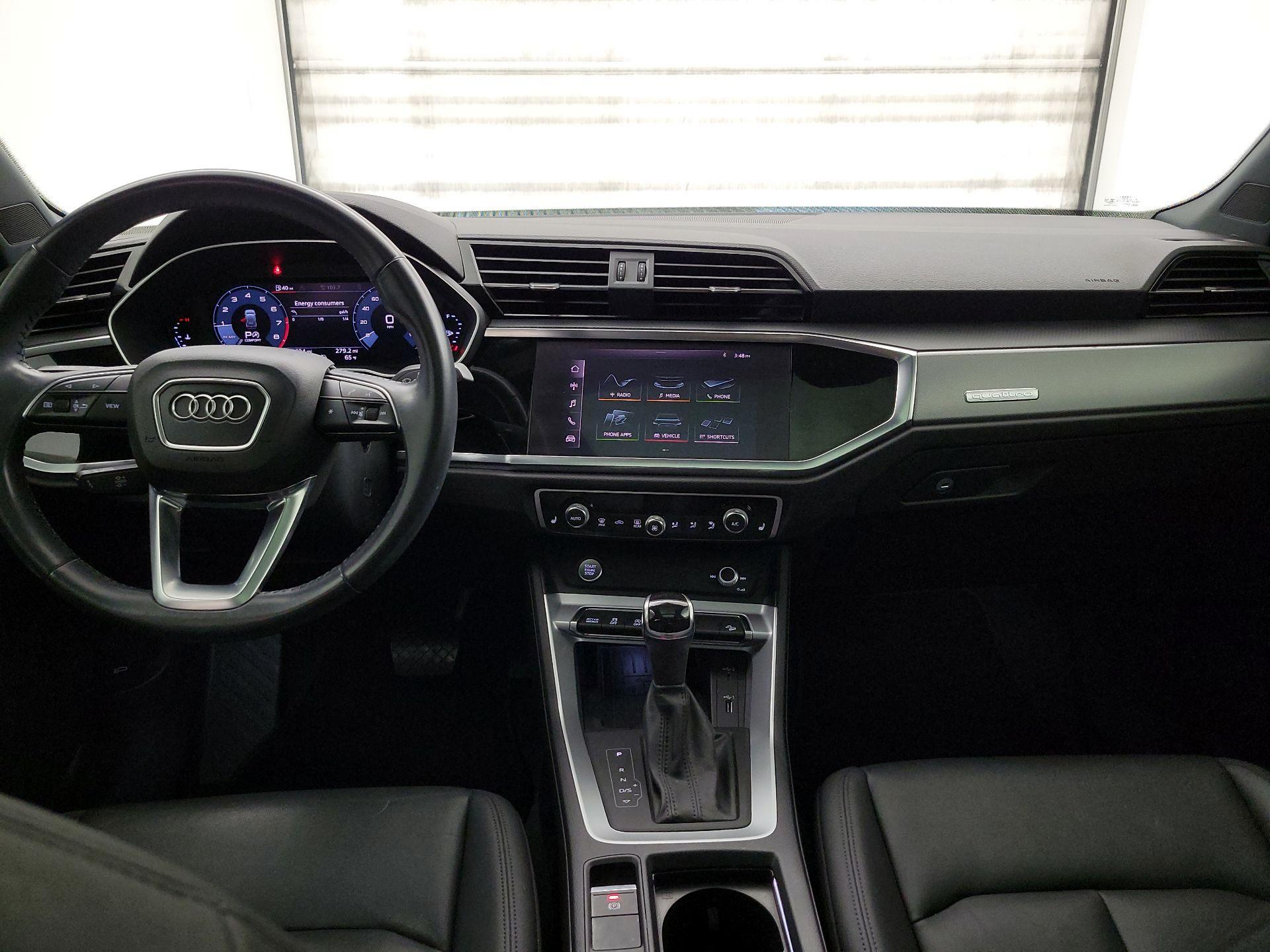 Thumbnail: 2020 Audi Q3 - 9
