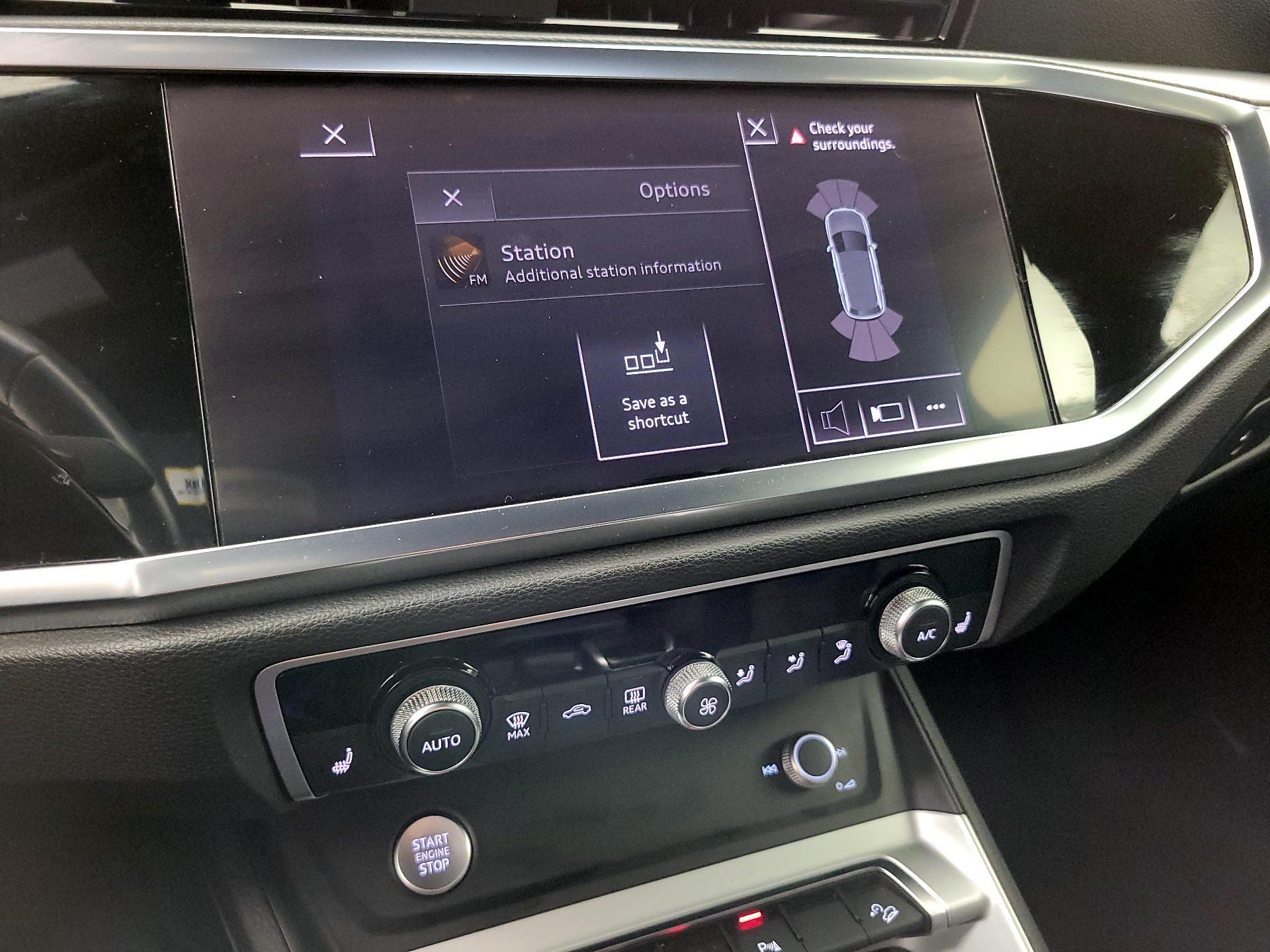 Thumbnail: 2020 Audi Q3 - 15