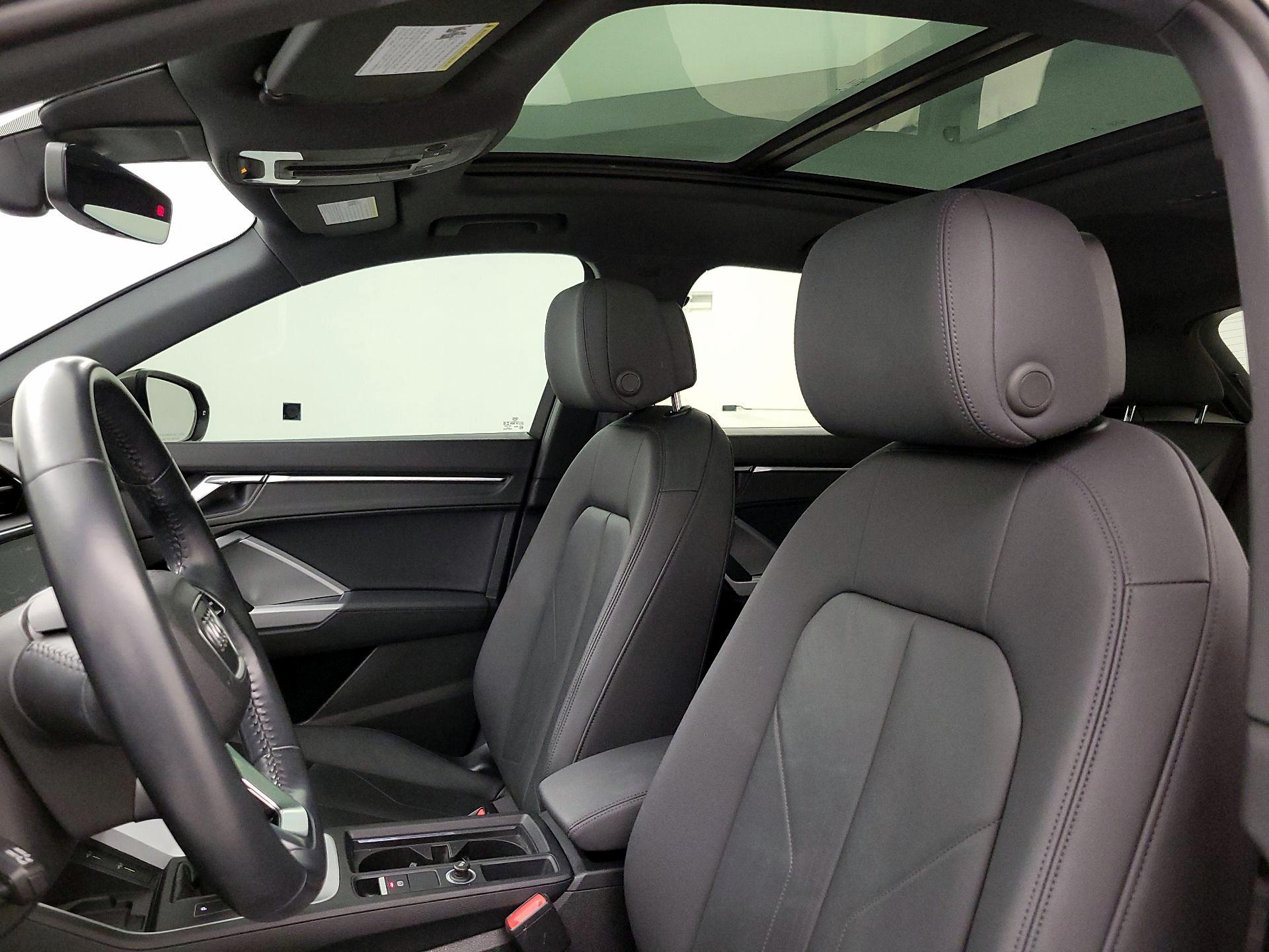 Thumbnail: 2020 Audi Q3 - 19