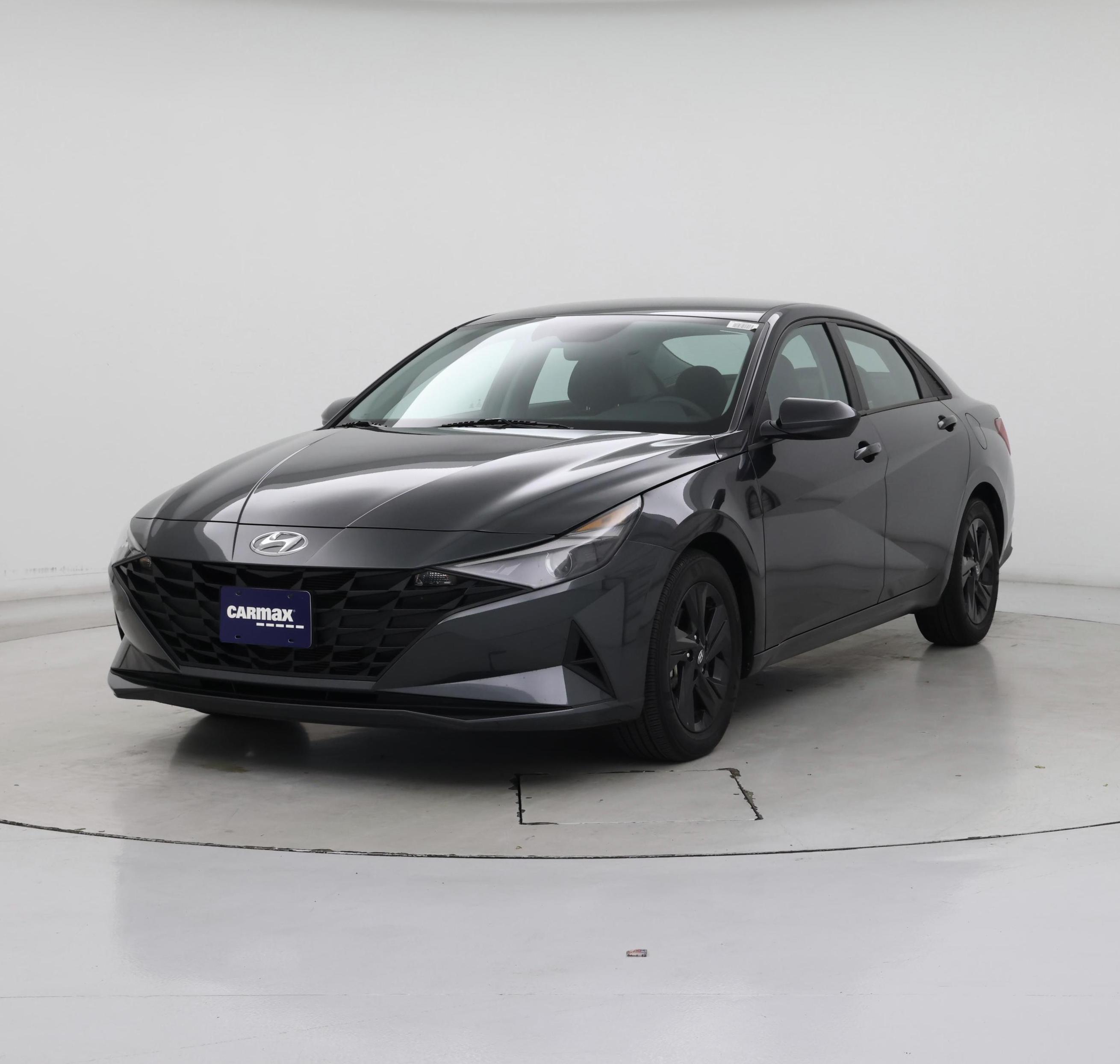 Thumbnail: 2022 Hyundai Elantra - 4
