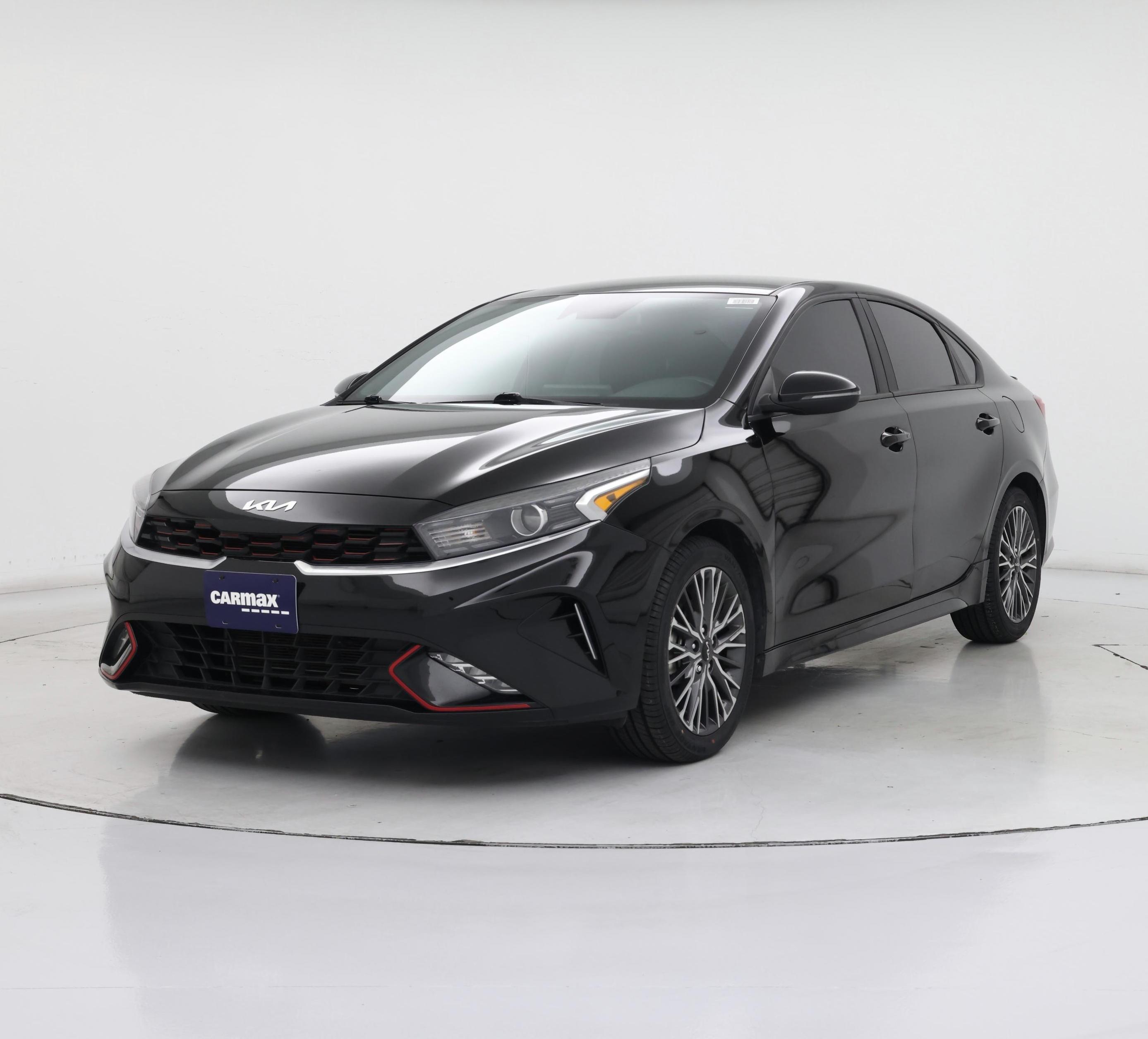 Thumbnail: 2023 Kia Forte - 4