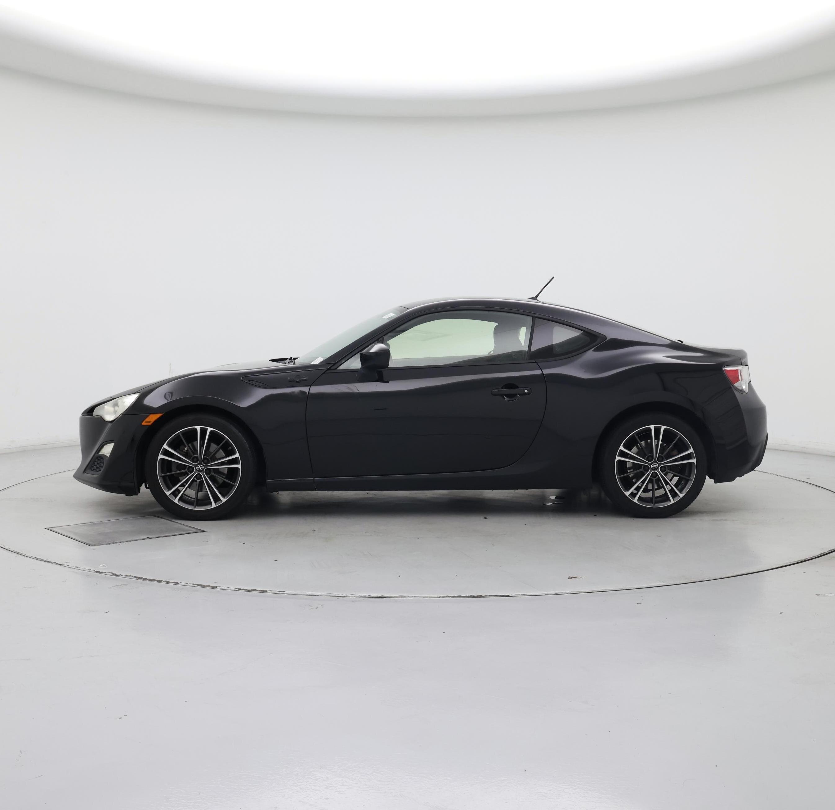 Thumbnail: 2013 Scion FR-S - 3
