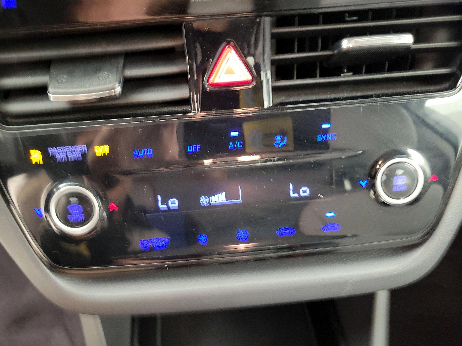 Thumbnail: 2020 Hyundai Ioniq - 16
