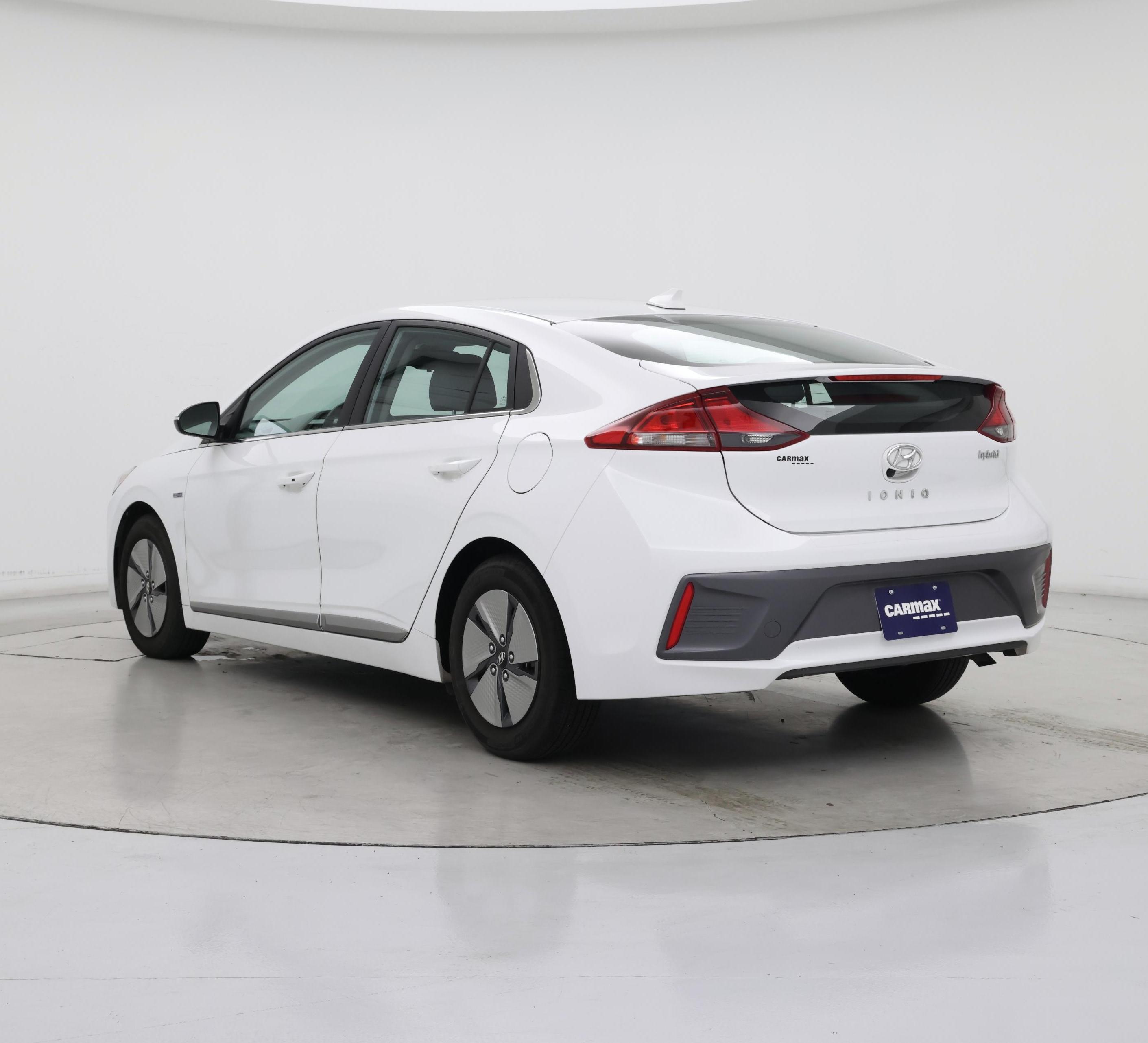 Thumbnail: 2020 Hyundai Ioniq - 2