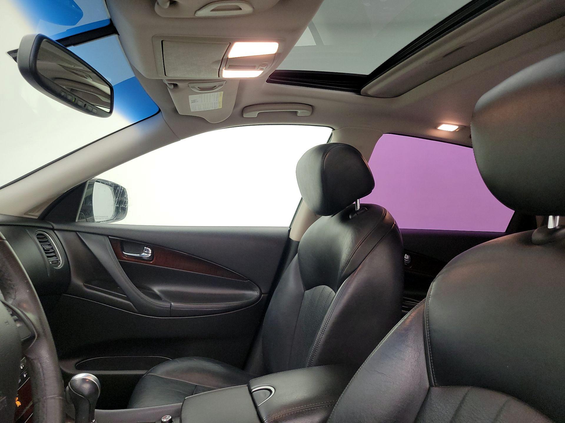 Thumbnail: 2017 INFINITI QX50 - 18