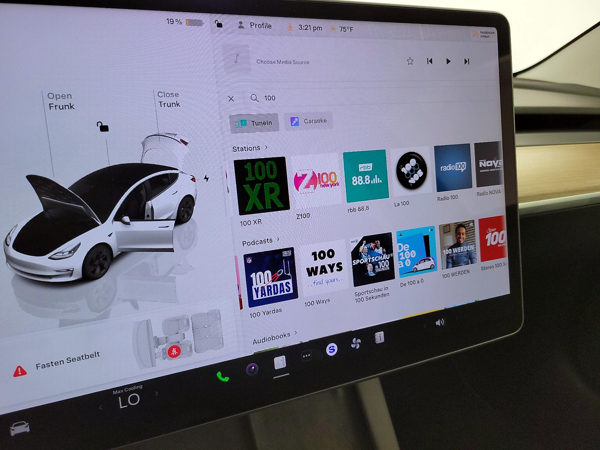 Thumbnail: 2023 Tesla Model 3 - 15