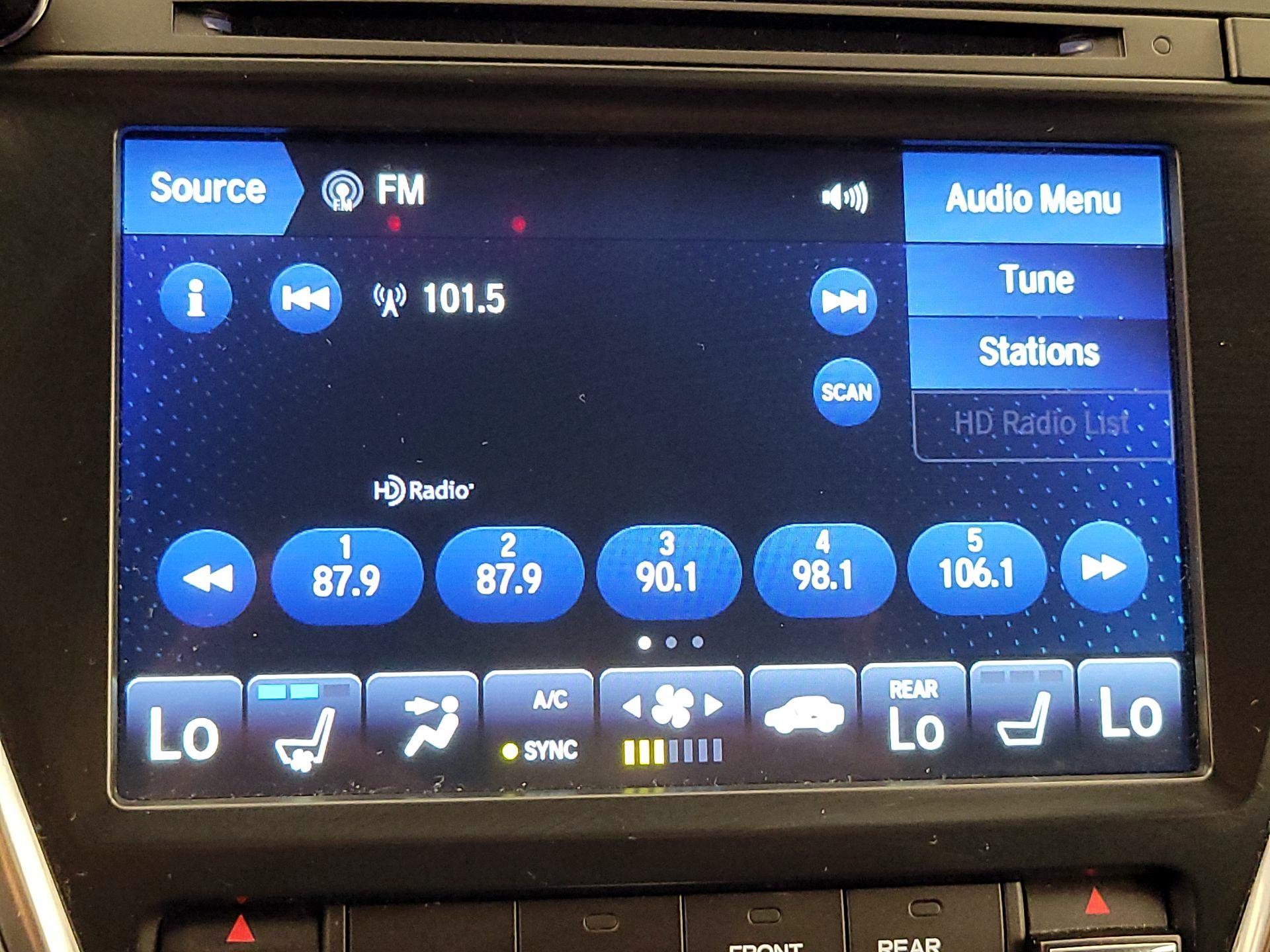 Thumbnail: 2019 Acura MDX - 16
