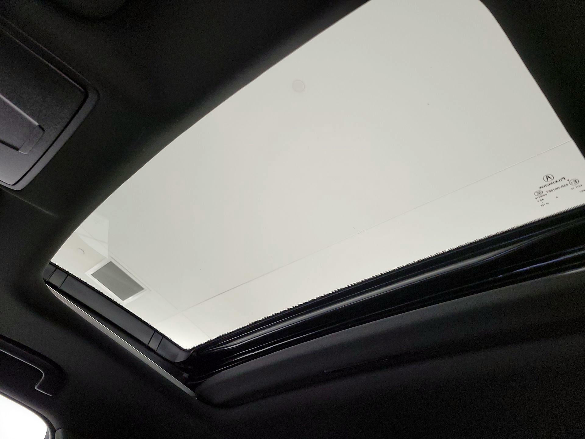 Thumbnail: 2019 Acura MDX - 20