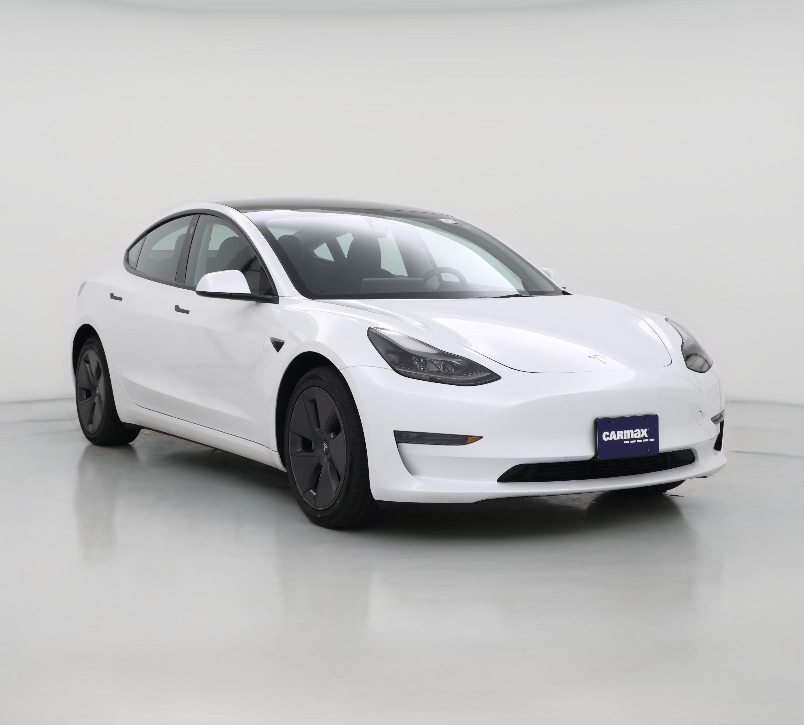 Thumbnail: 2023 Tesla Model 3 - 1